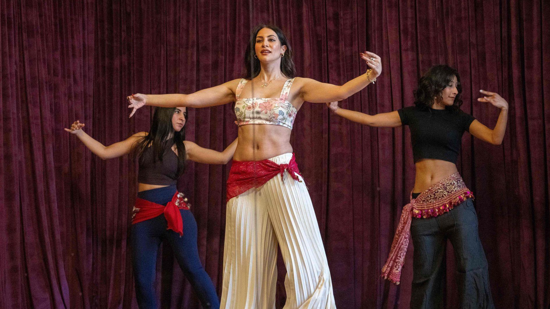 Egyptian women reclaim belly dance from stigma