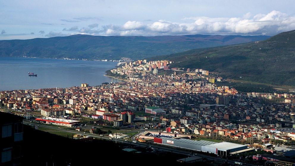 Recent quakes in Gemlik revive calls for relocation