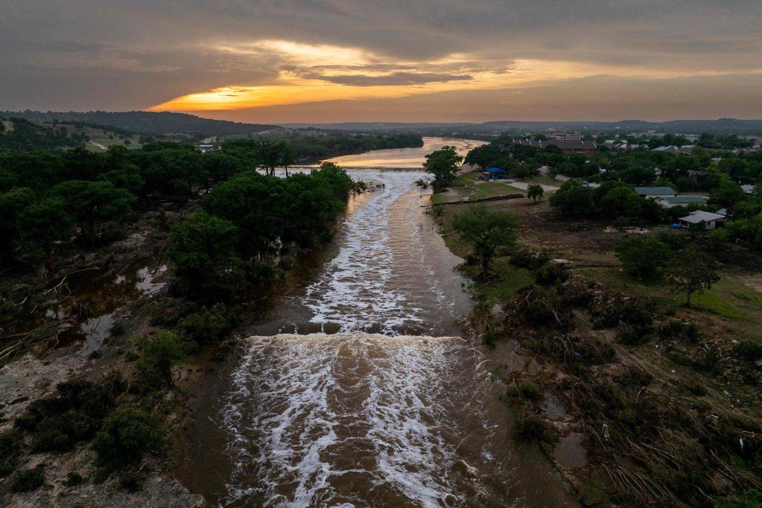 Desperate search for missing girls as nearly 80 dead in Texas floods
