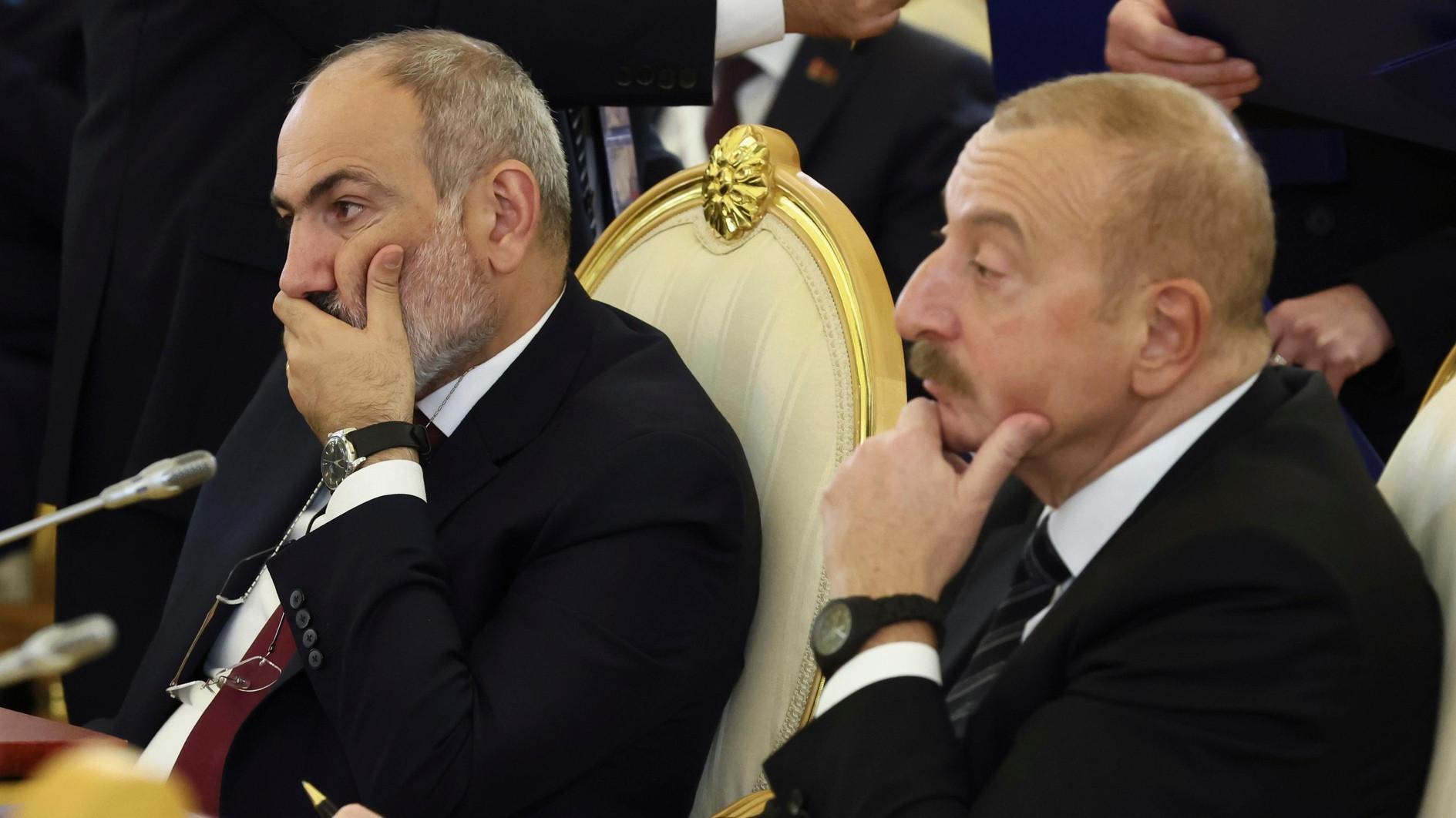 Armenia, Azerbaijan leaders to meet for peace talks in UAE Thursday