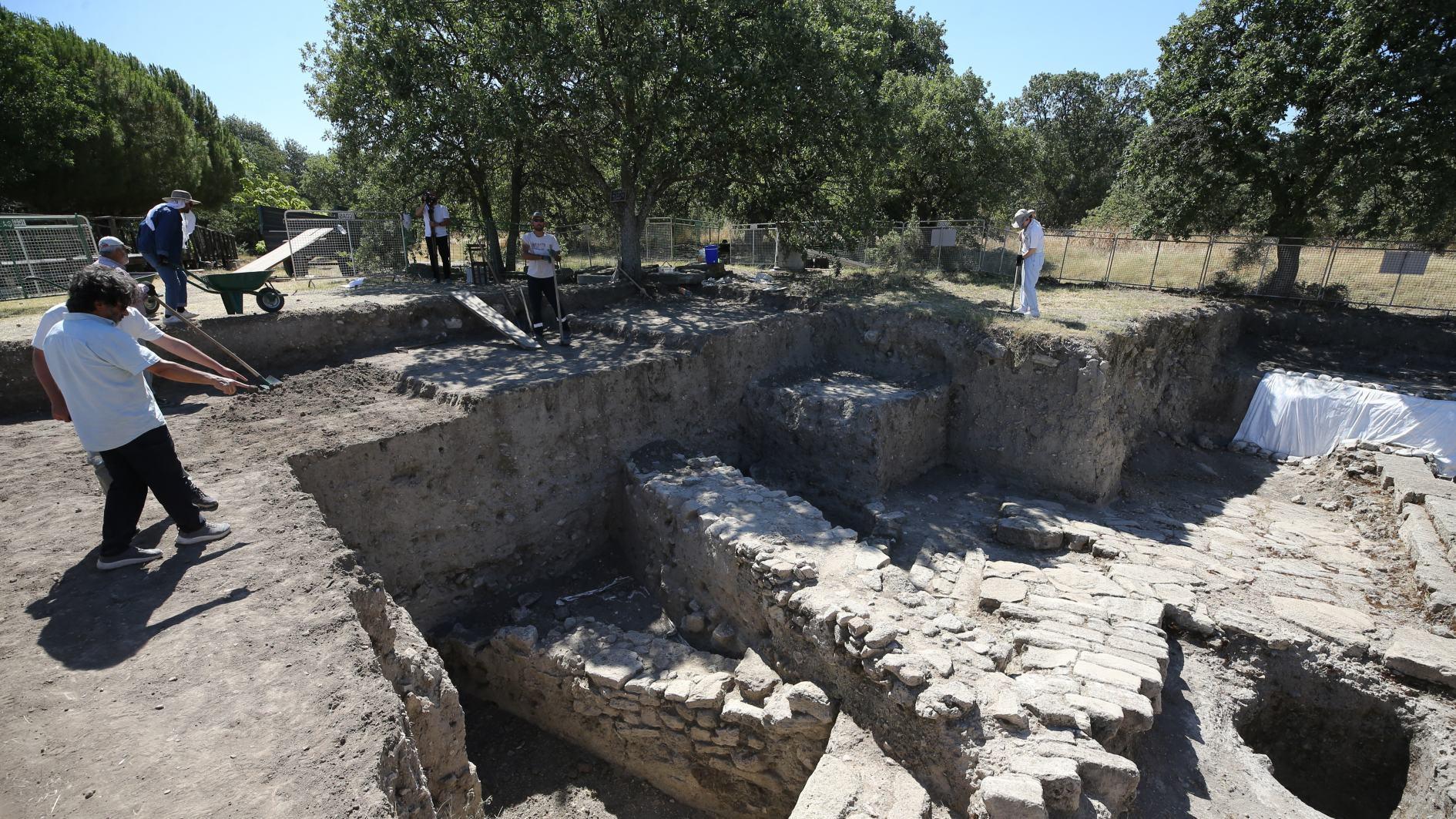 Excavations at Troy reveal artifacts of Trojan War