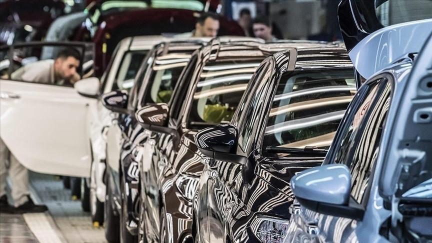 Auto industry eyes growth in 2025 despite challenges