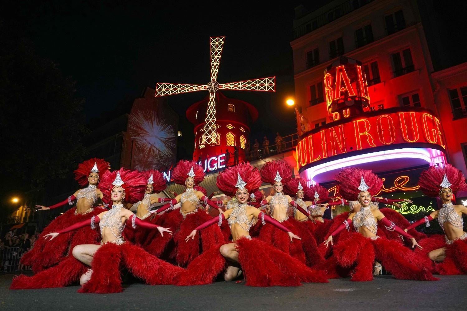 Moulin Rouge windmill twirls again