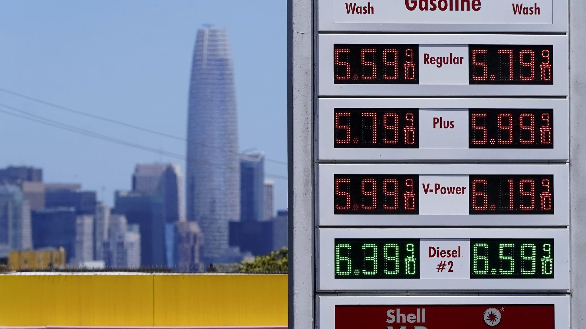 IEA sees anaemic global oil demand growth