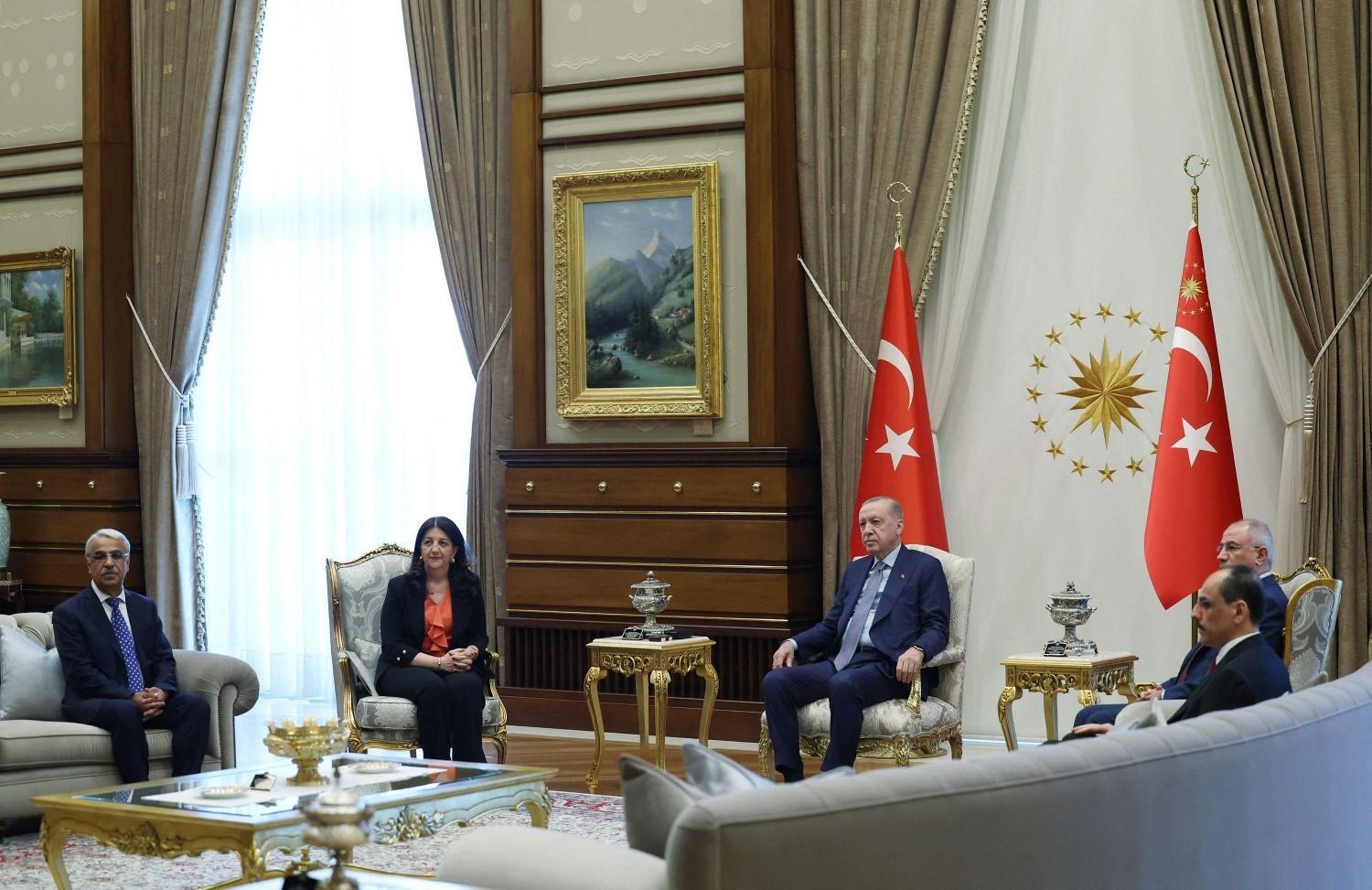 DEM Party set to brief MHP, CHP on peace initiative