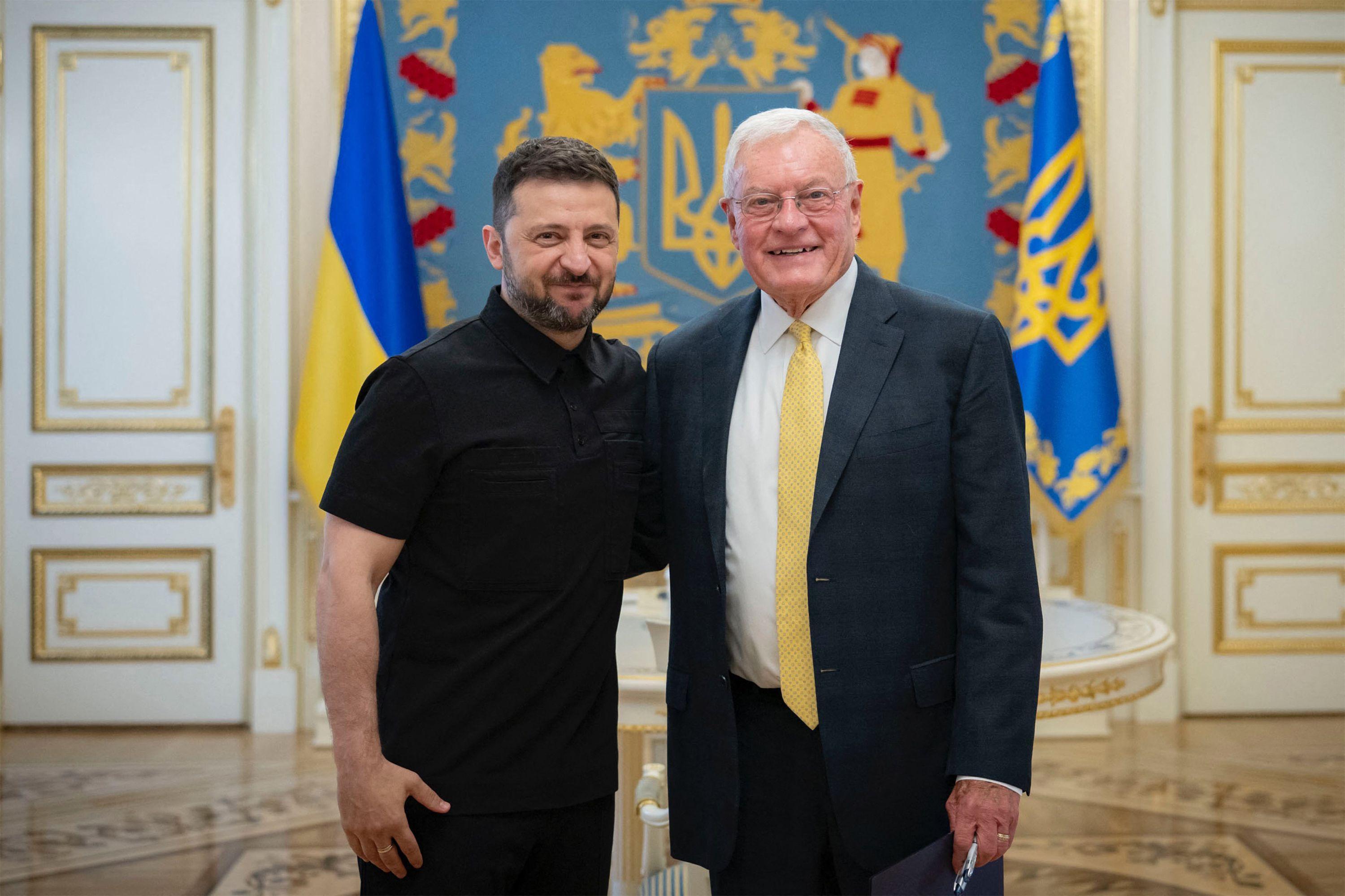 Zelensky talks air defense in productive meeting with US envoy