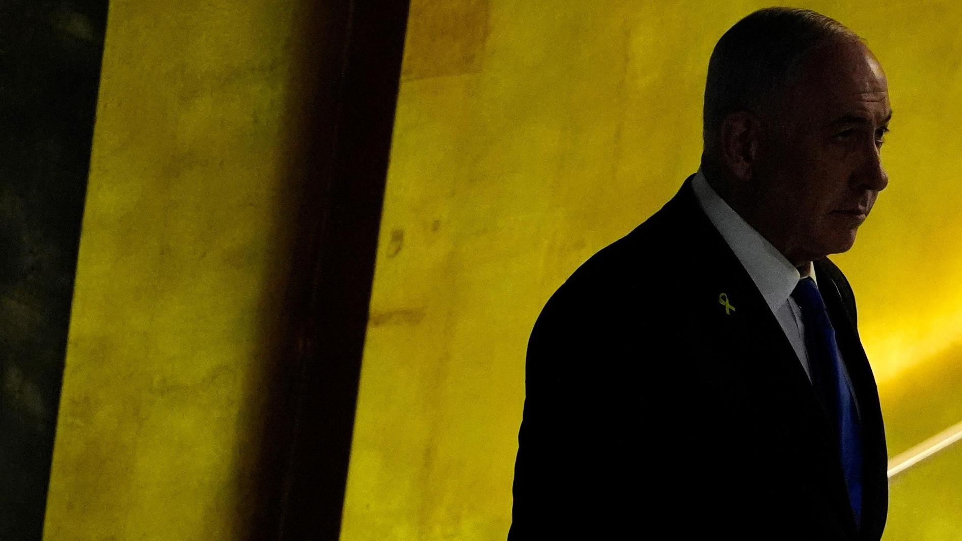 Israeli opposition blasts Netanyahu over Gaza as coalition teeters on brink