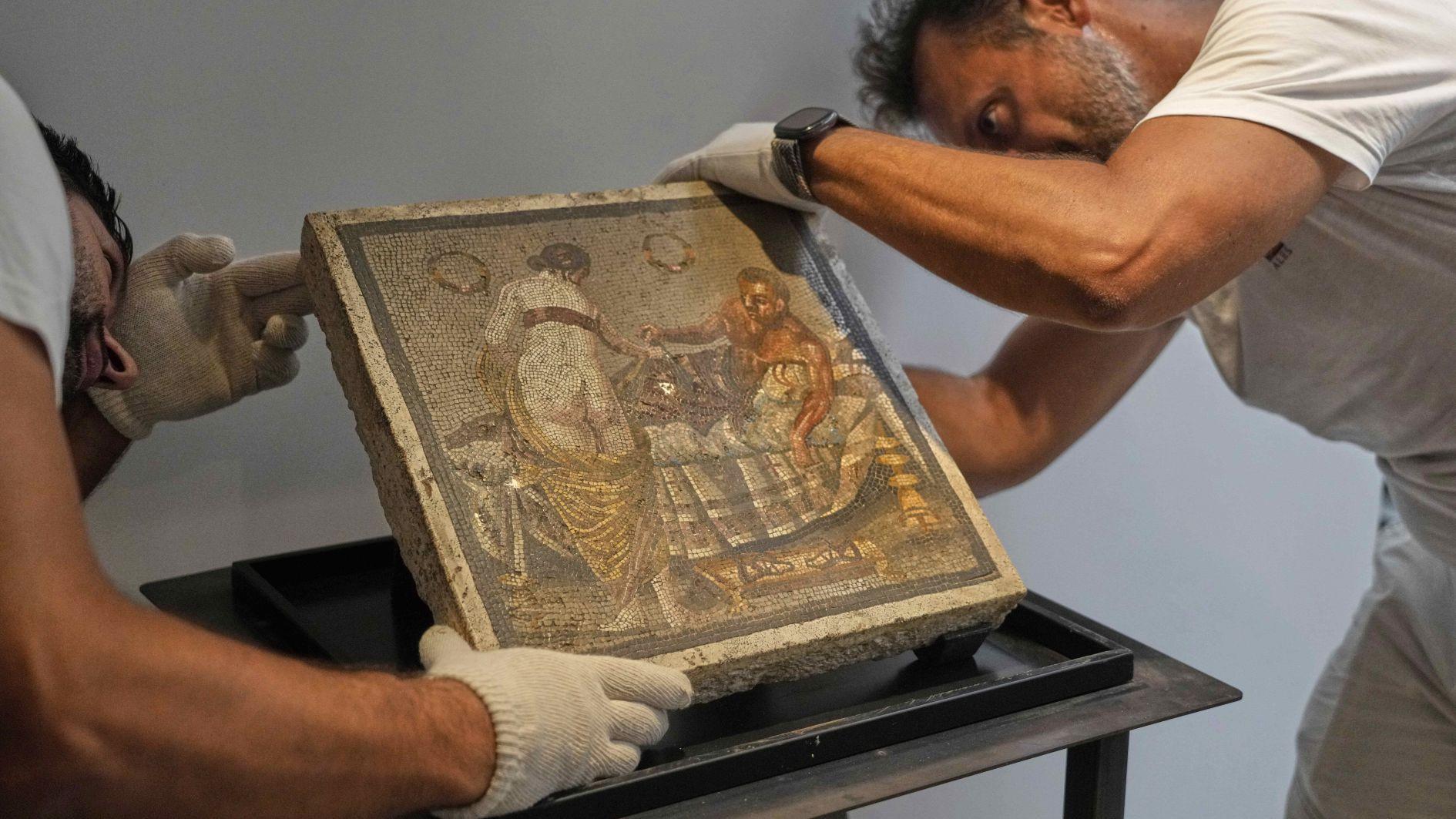 Roman-era mosaic panel returned to Pompeii