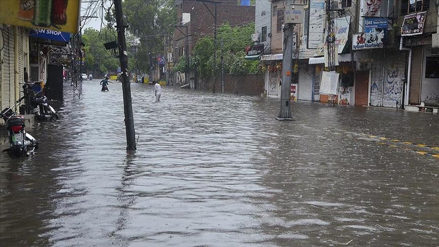 Heavy monsoon rains in Pakistan kill 54 people in 24 hours