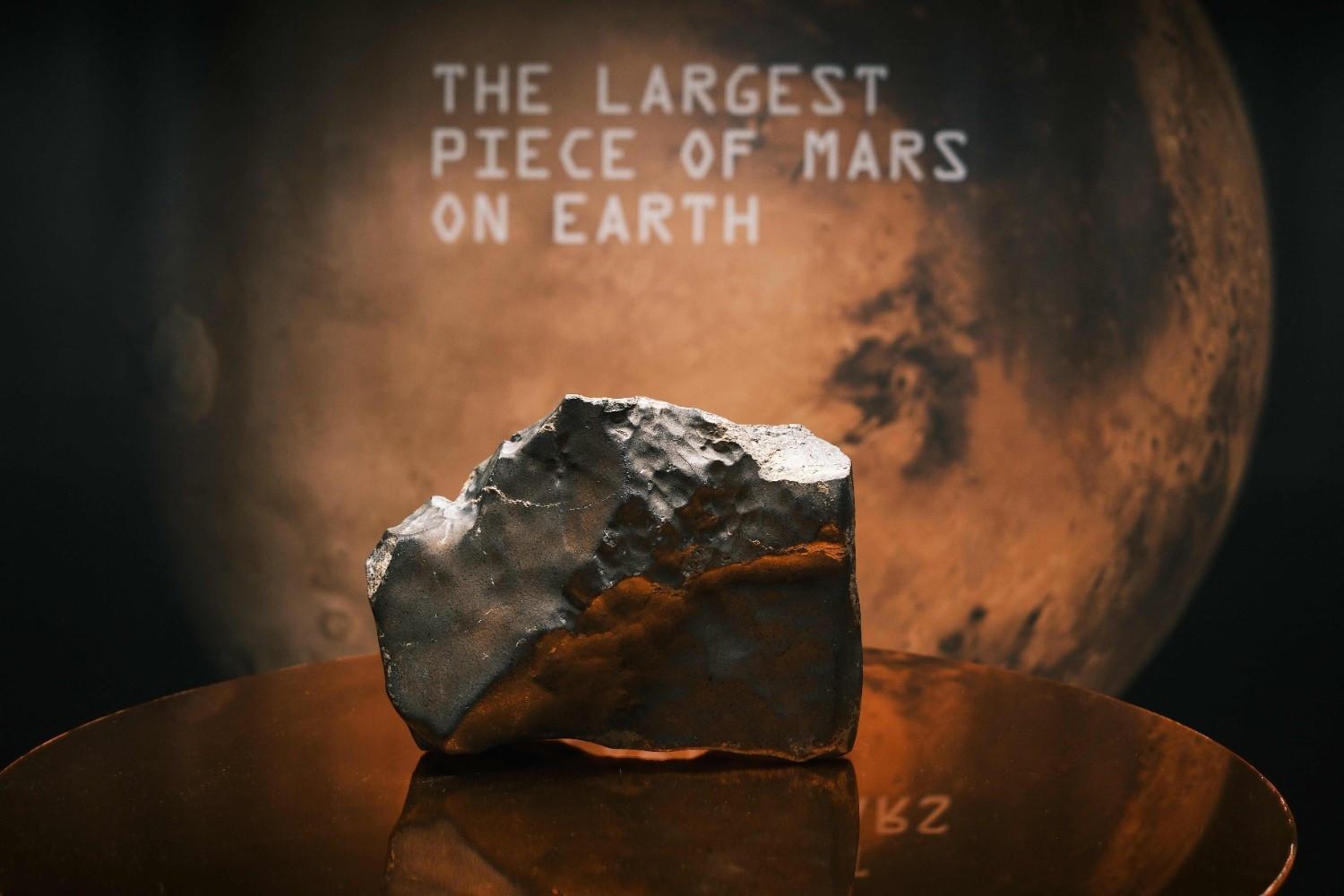 Largest piece of Mars on Earth fetches $5.3 mln