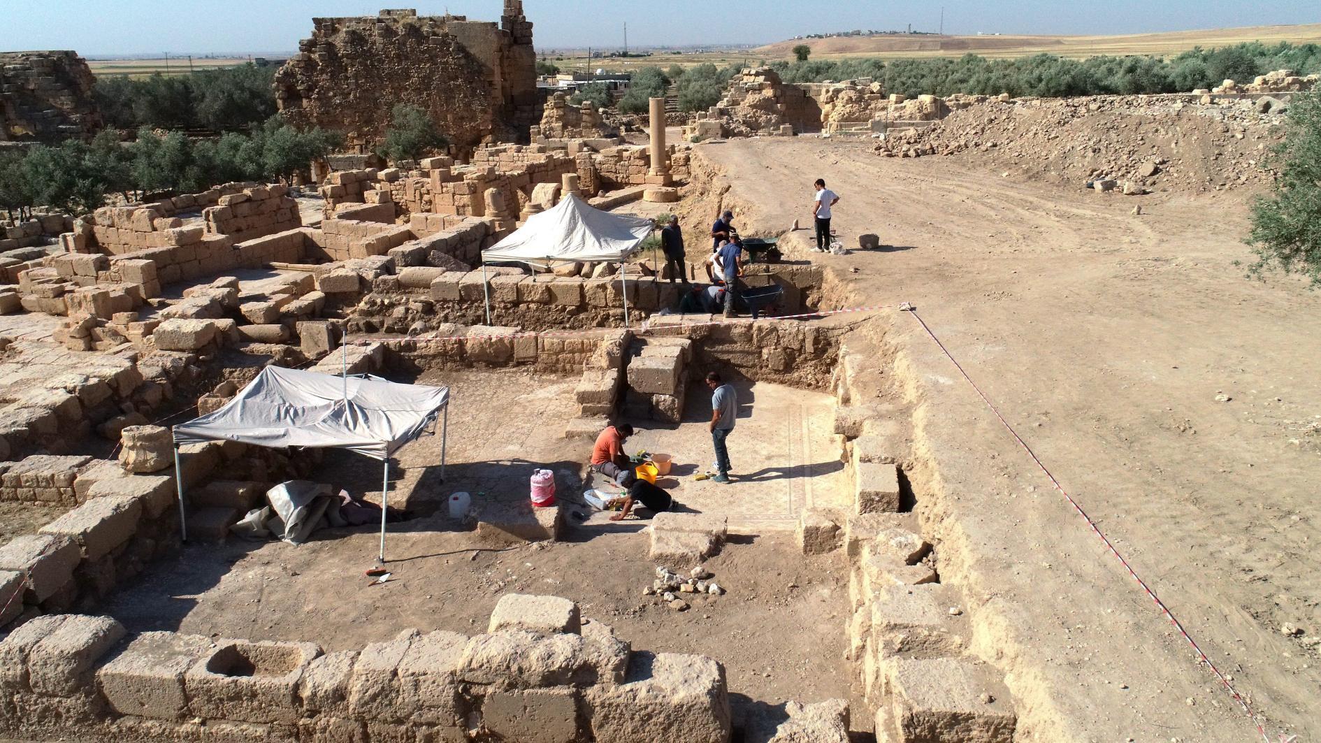 Archaeologists dig deep in Türkiye’s southeast
