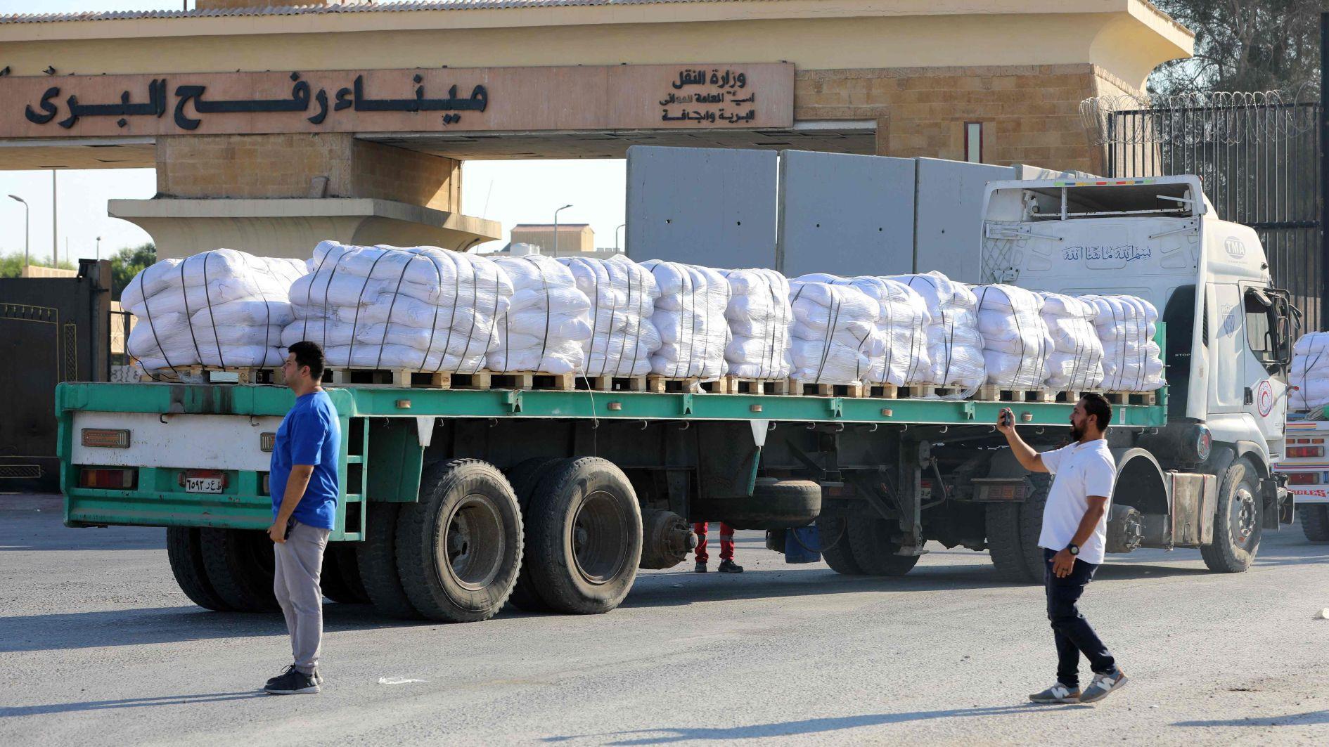 Israel declares daily fighting pauses in Gaza to allow aid