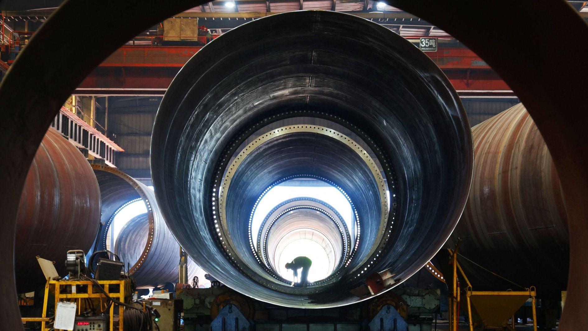 China manufacturing sinks for fourth straight month in July