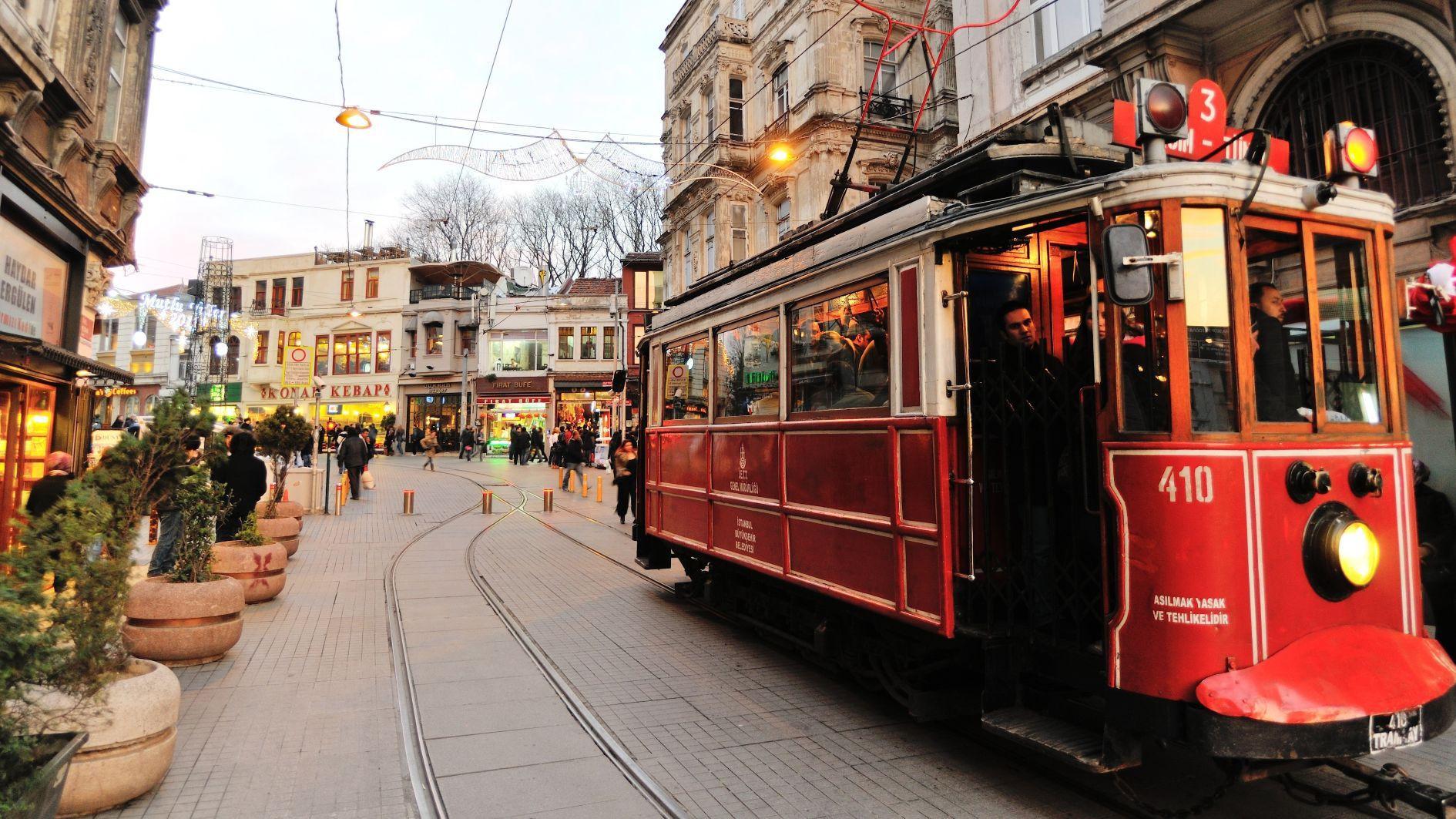 Consumer prices in Istanbul rise 2.6 percent in July