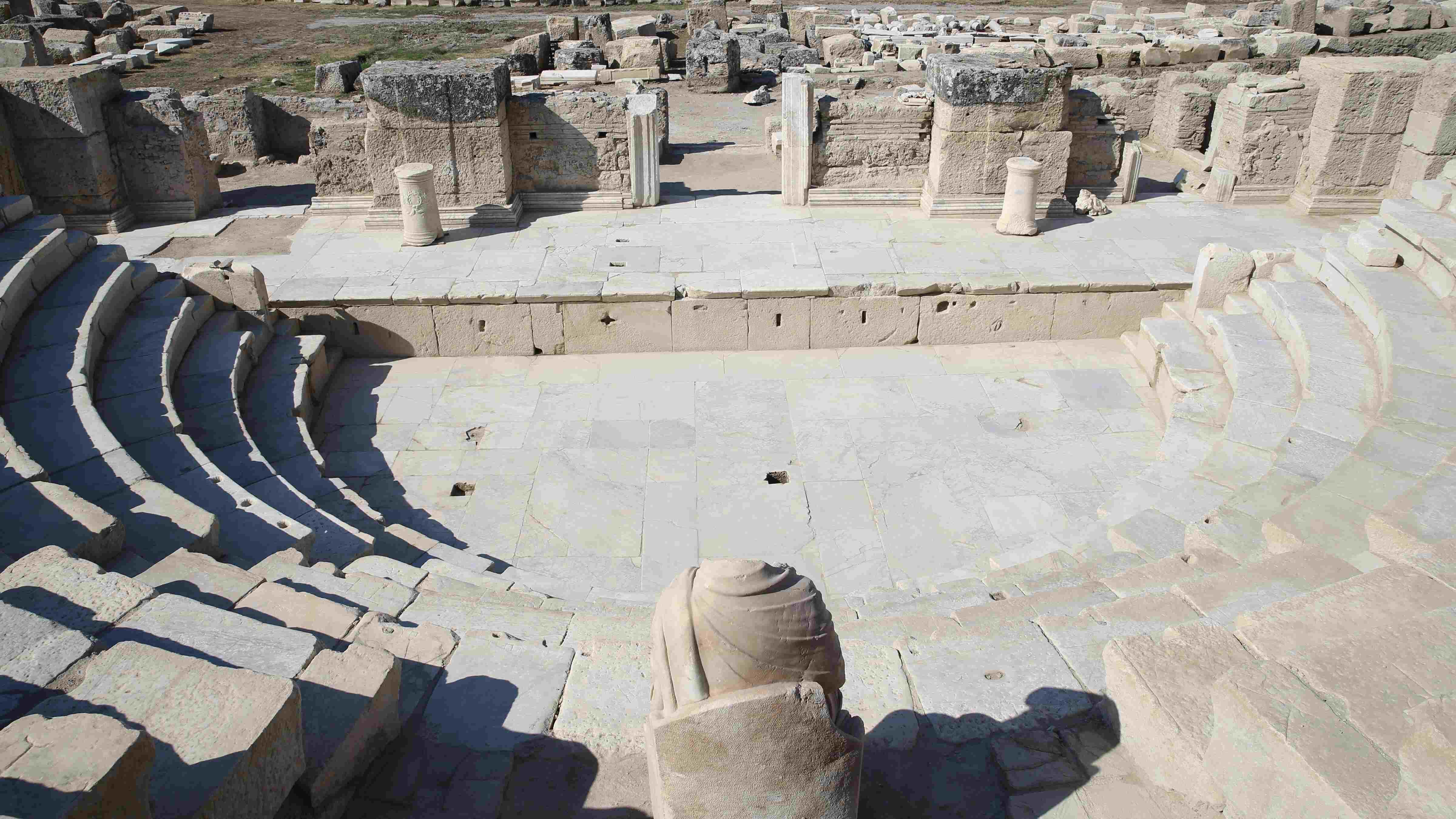 2,000-year-old assembly hall unearthed in Laodicea