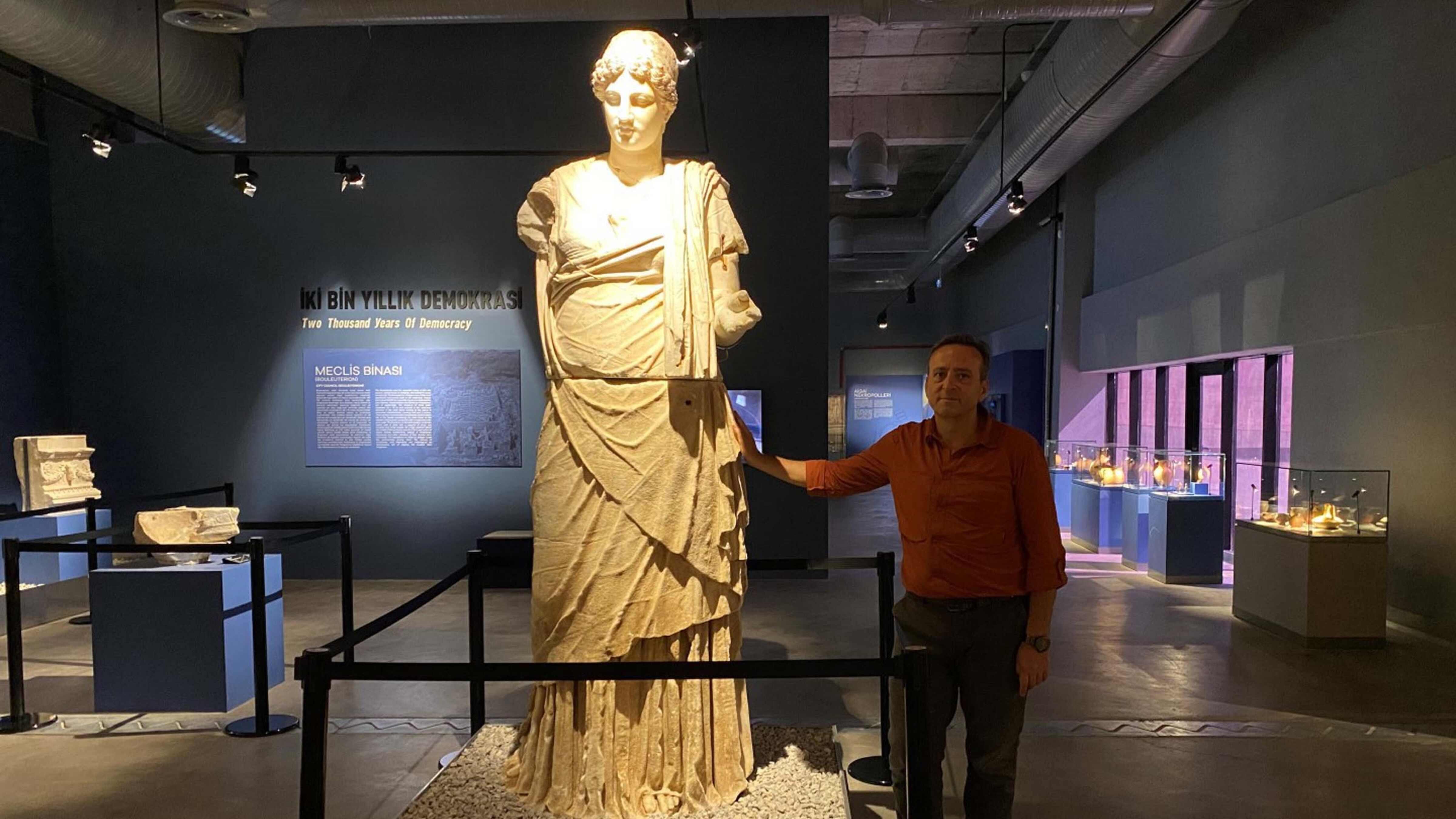 Hellenistic-era statue of Hestia unveiled at Manisa Museum