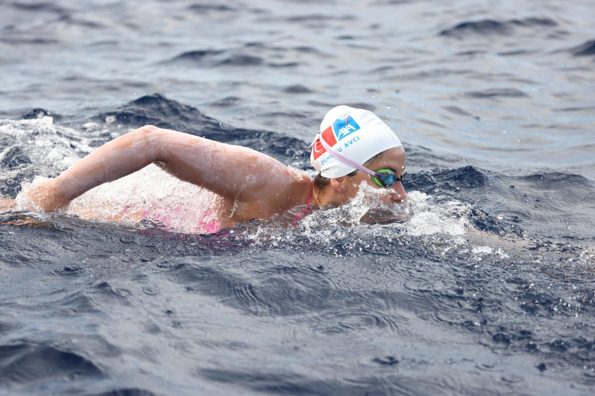 Bengisu Avcı becomes first Turkish swimmer to conquer Ocean’s Seven challenge