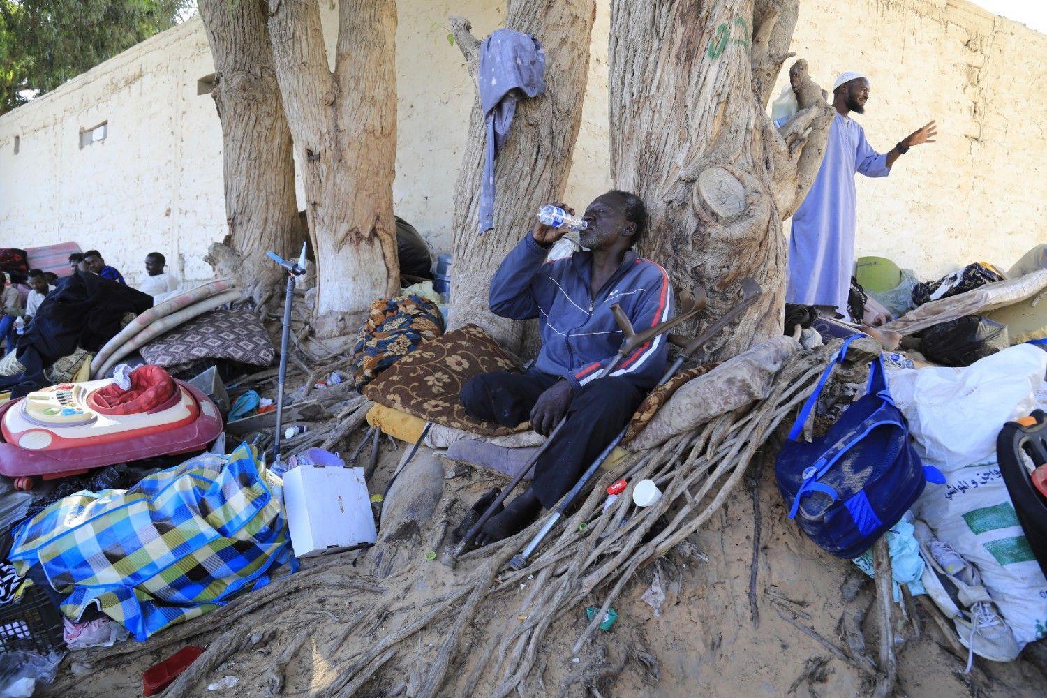 WHO says nearly 100,000 struck with cholera in Sudan