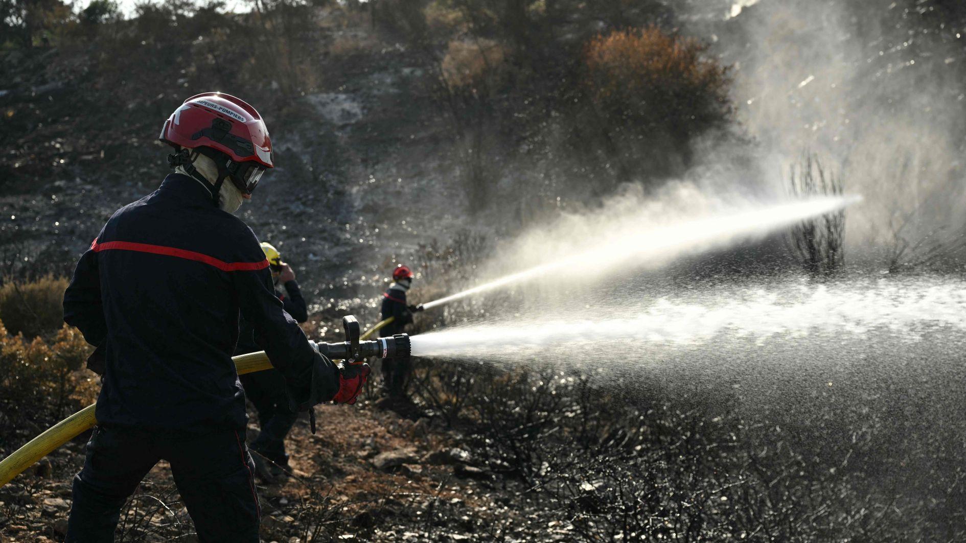 Challenging day for firefighters battling huge blaze in France