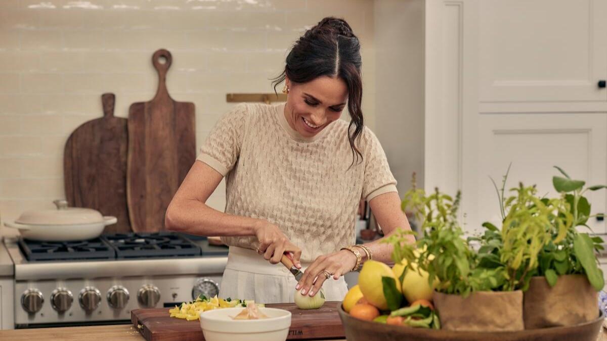 Harry and Meghan sign deal with Netflix