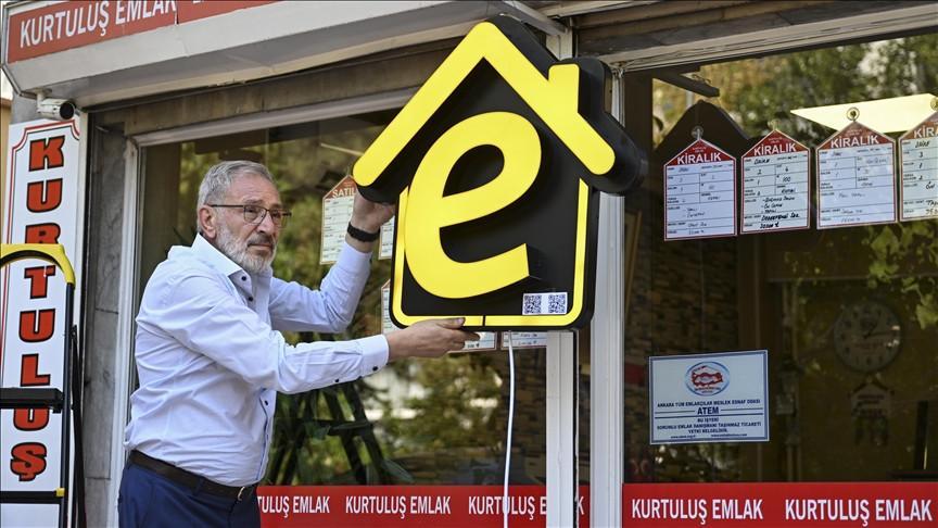 Türkiye begins rolling out ‘E’ signs for licensed real estate offices