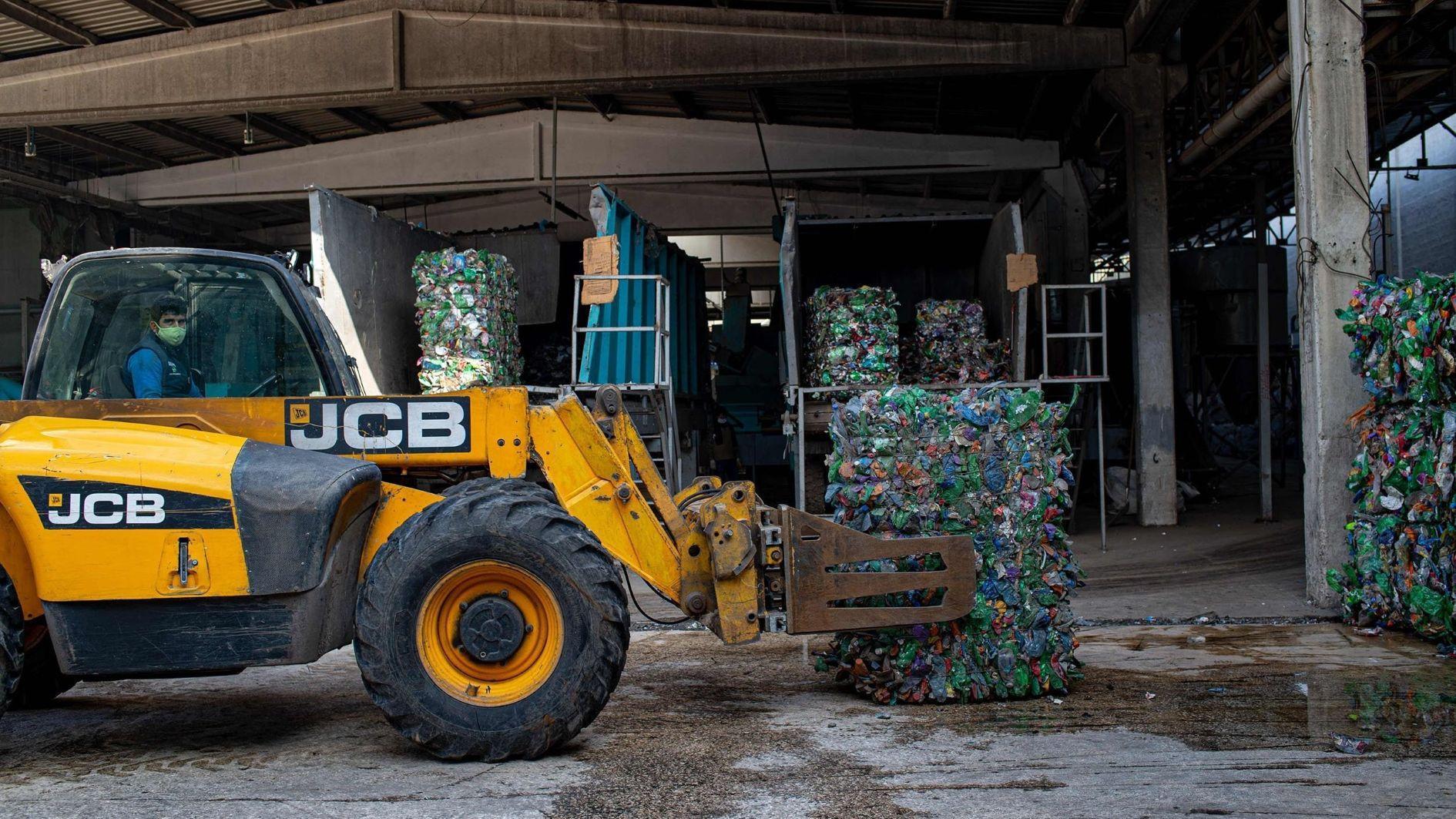 Türkiye to step up fight against plastic waste, marine litter