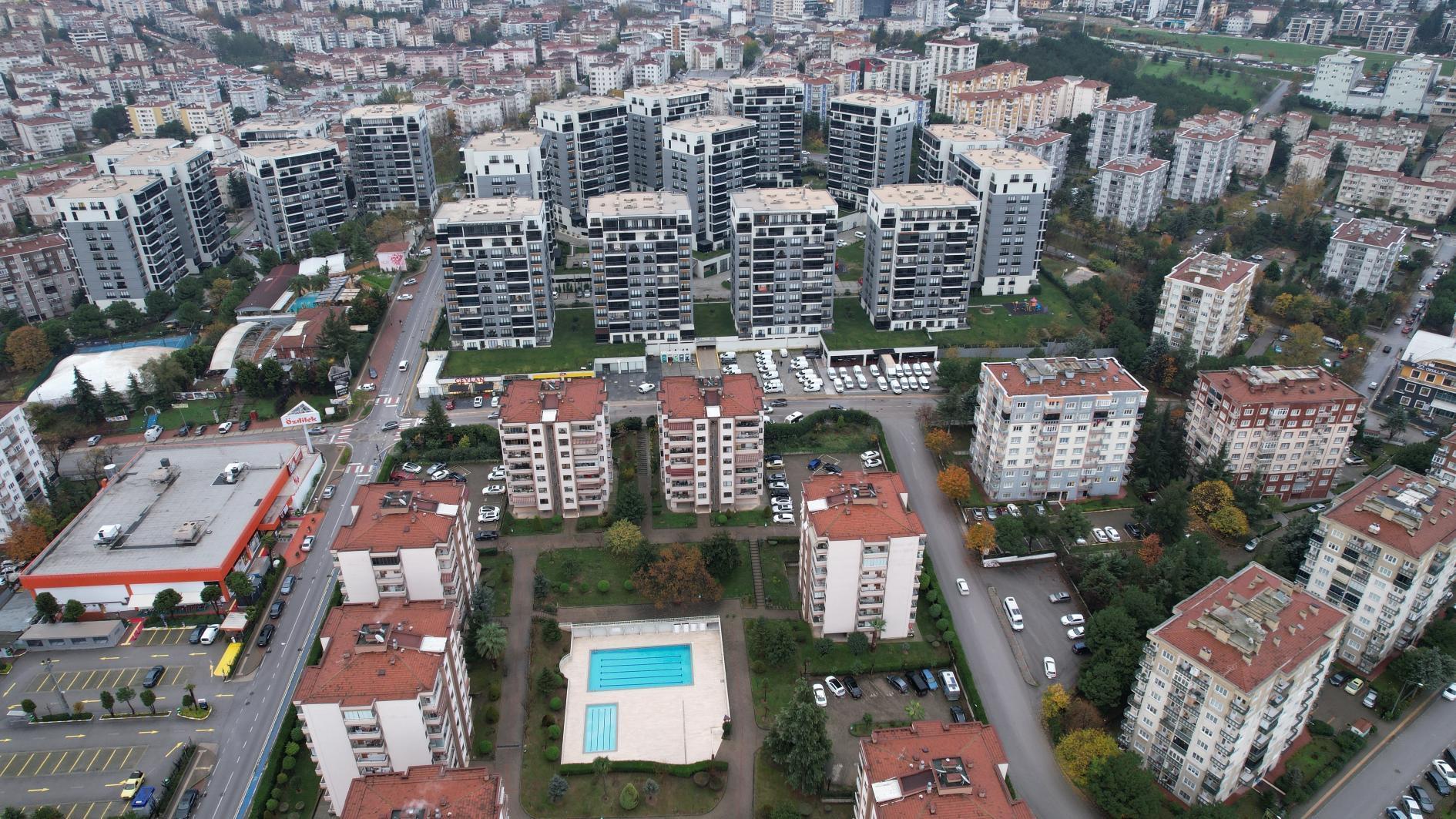 House prices down 0.5 percent in real terms in July