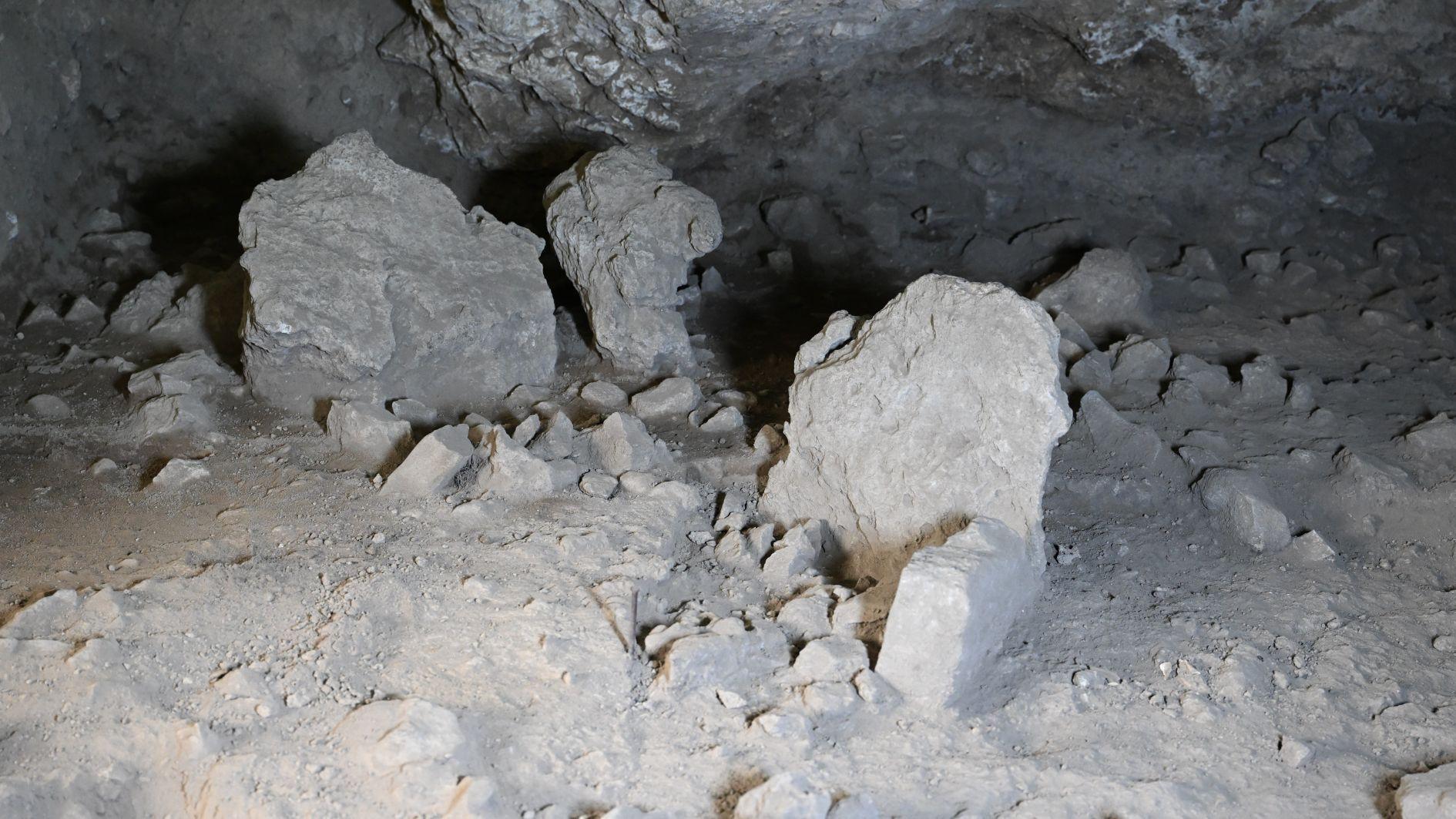 Fifth tomb discovered in Direkli Cave excavations