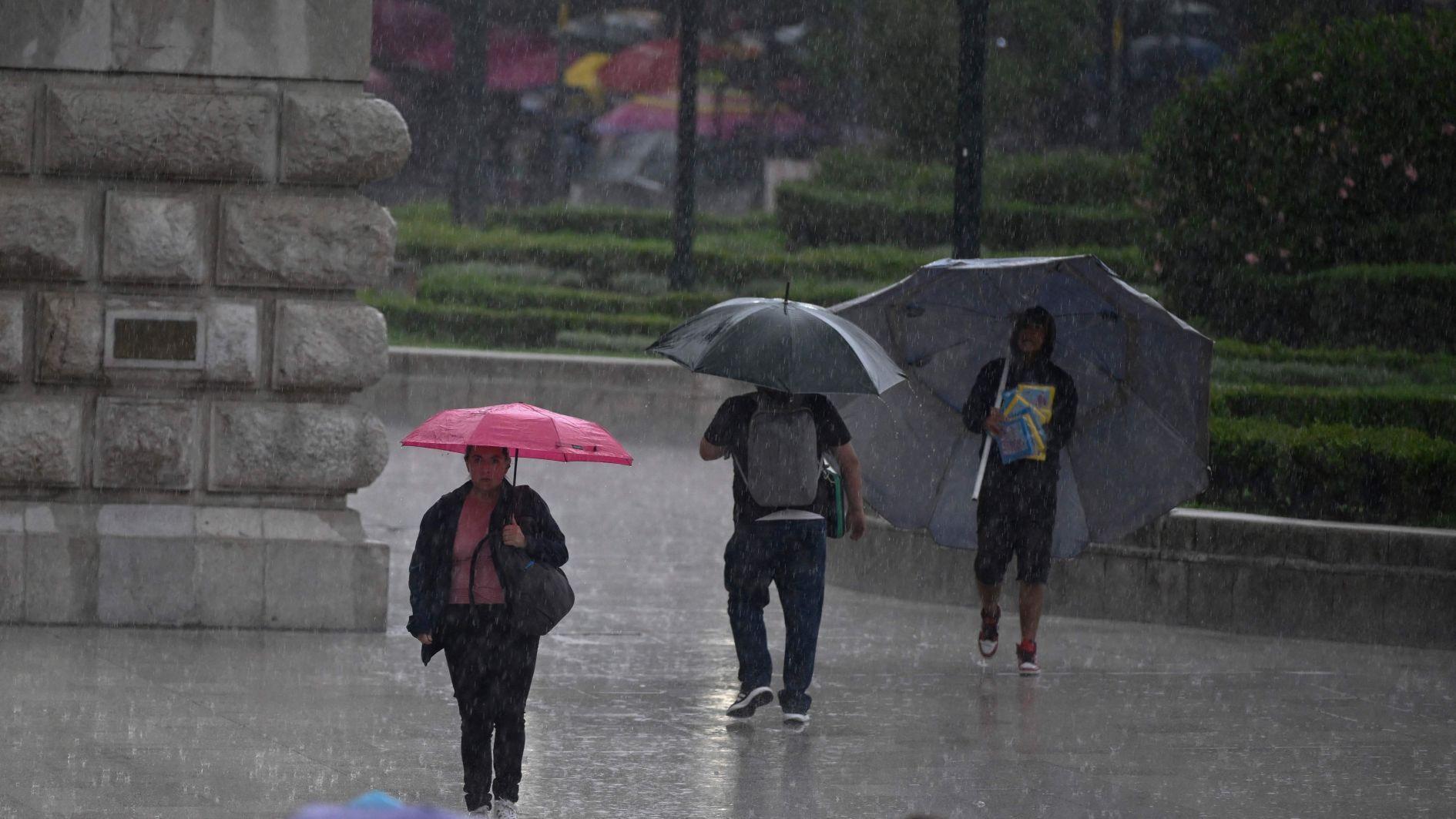 Two dead in Mexico from heavy rains, flooding