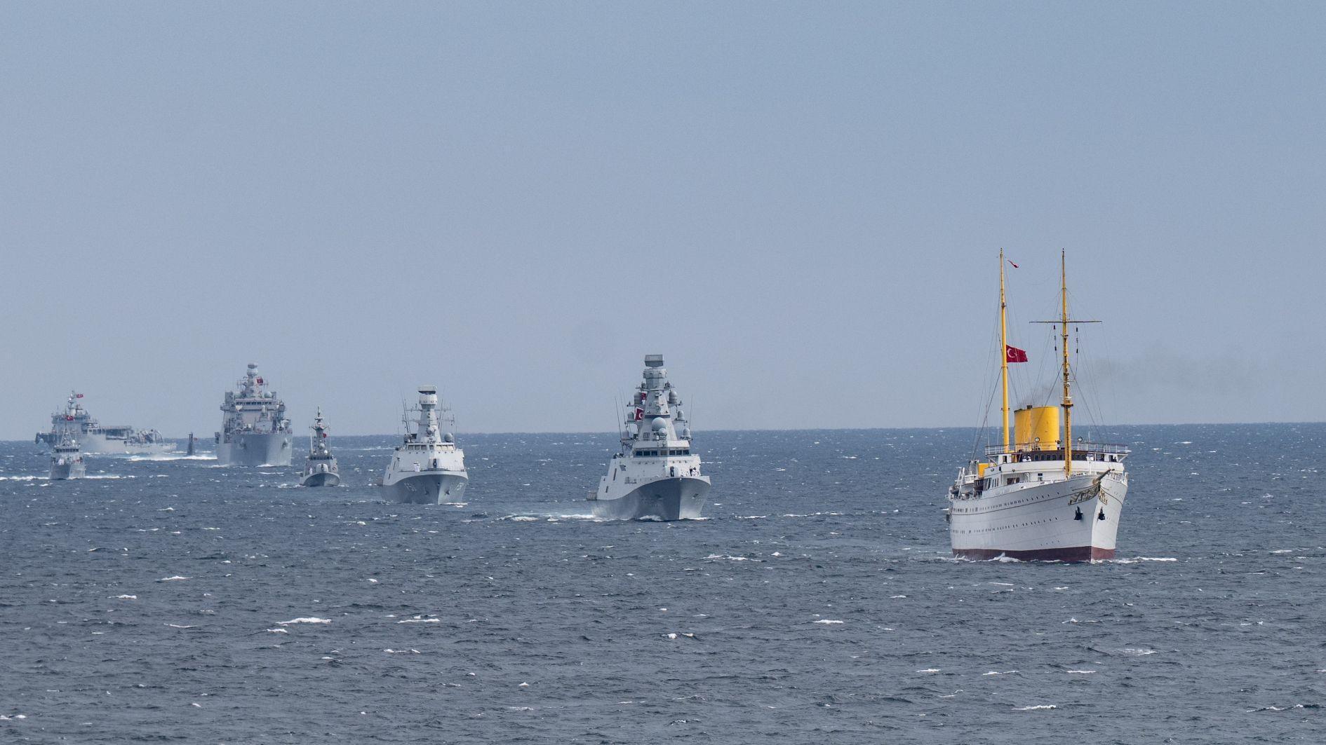 Turkish navy stages parade along Istanbul’s Bosphorus