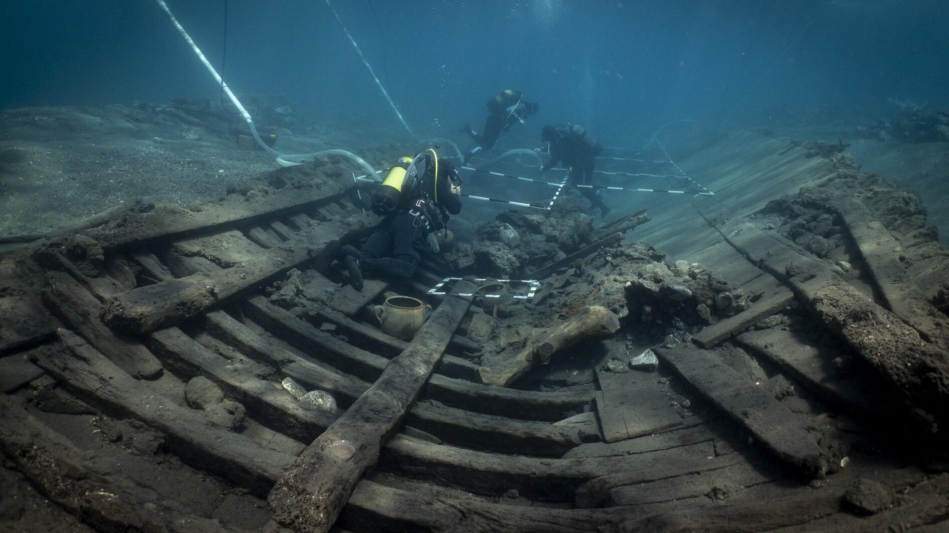 Shipwreck reveals Ottoman treasure