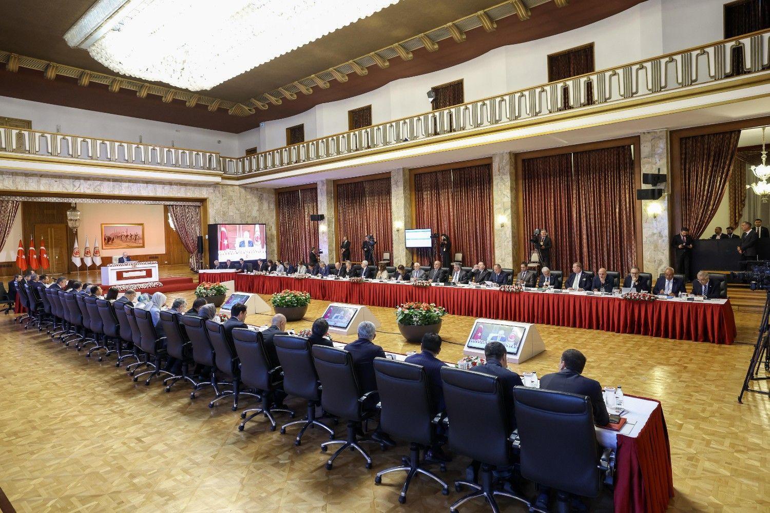 Parliamentary panel consults bar associations on anti-terrorism bid