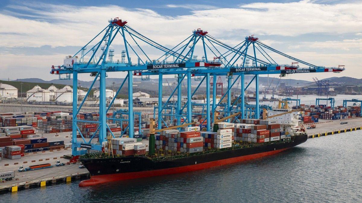 Exports surge to $25 billion, trade deficit narrows in July