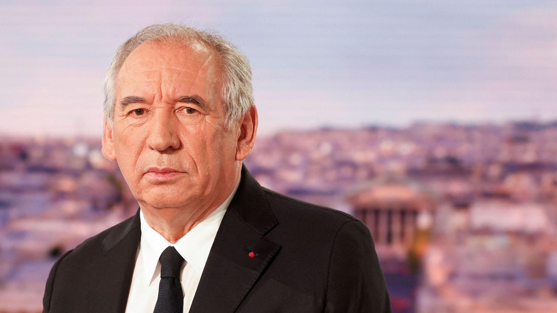 French far right, hard left reject compromise deal to save PM