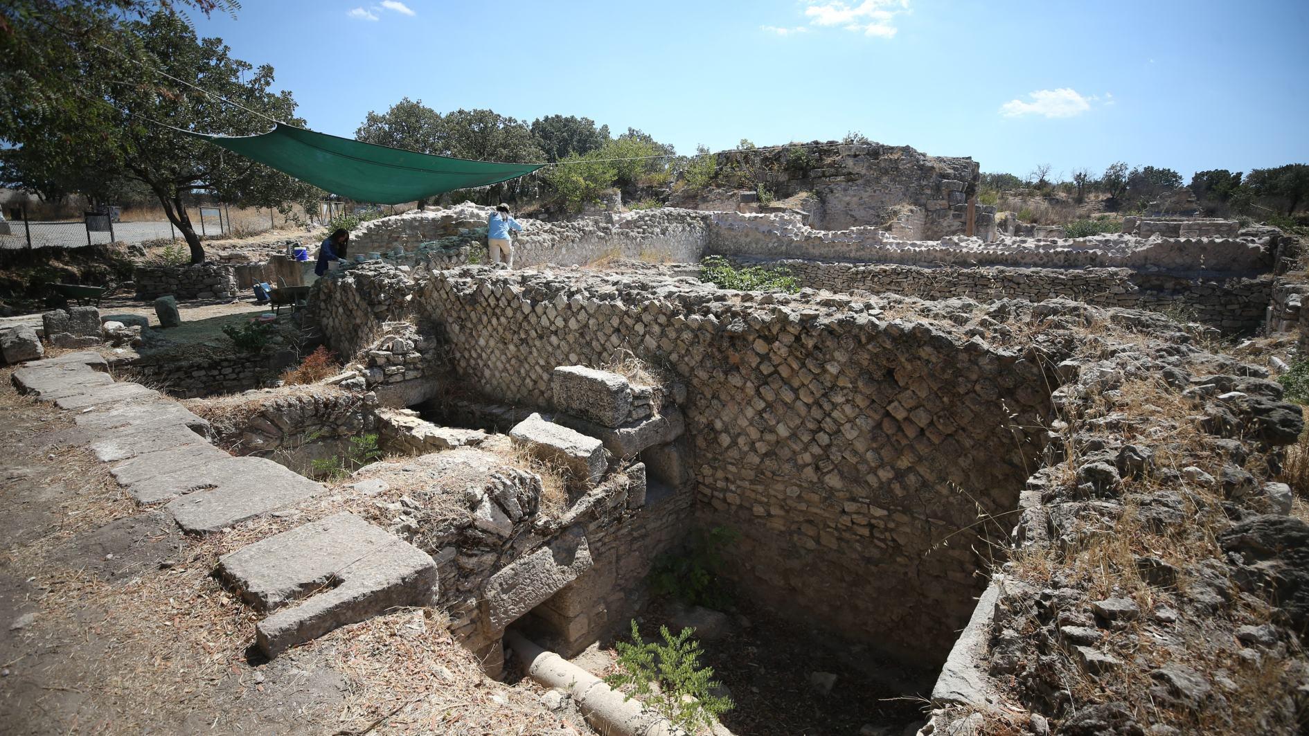 Ancient odeon unearthed in Alexandria Troas excavations