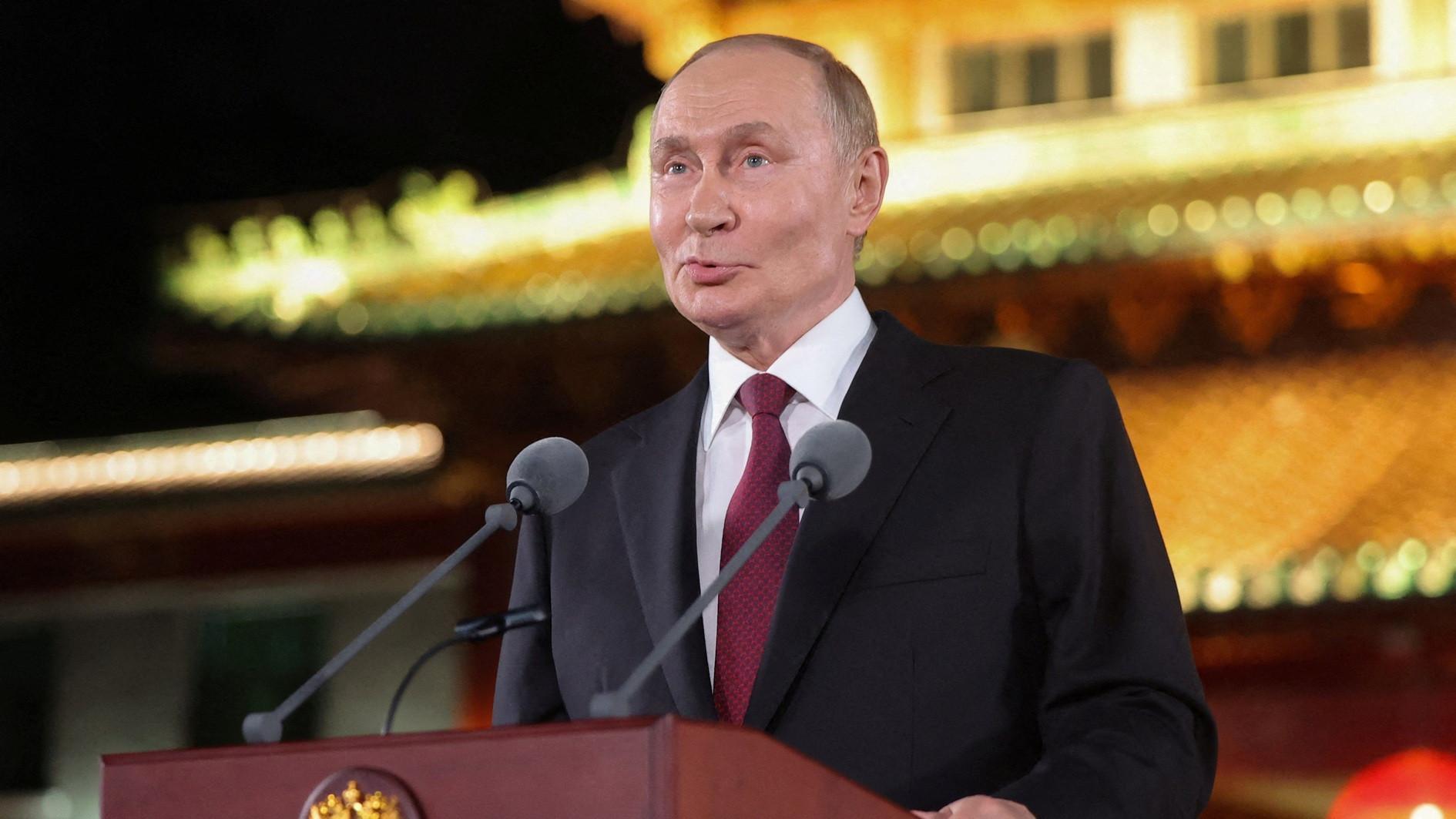 Putin vows to carry on fighting in Ukraine if peace deal not reached
