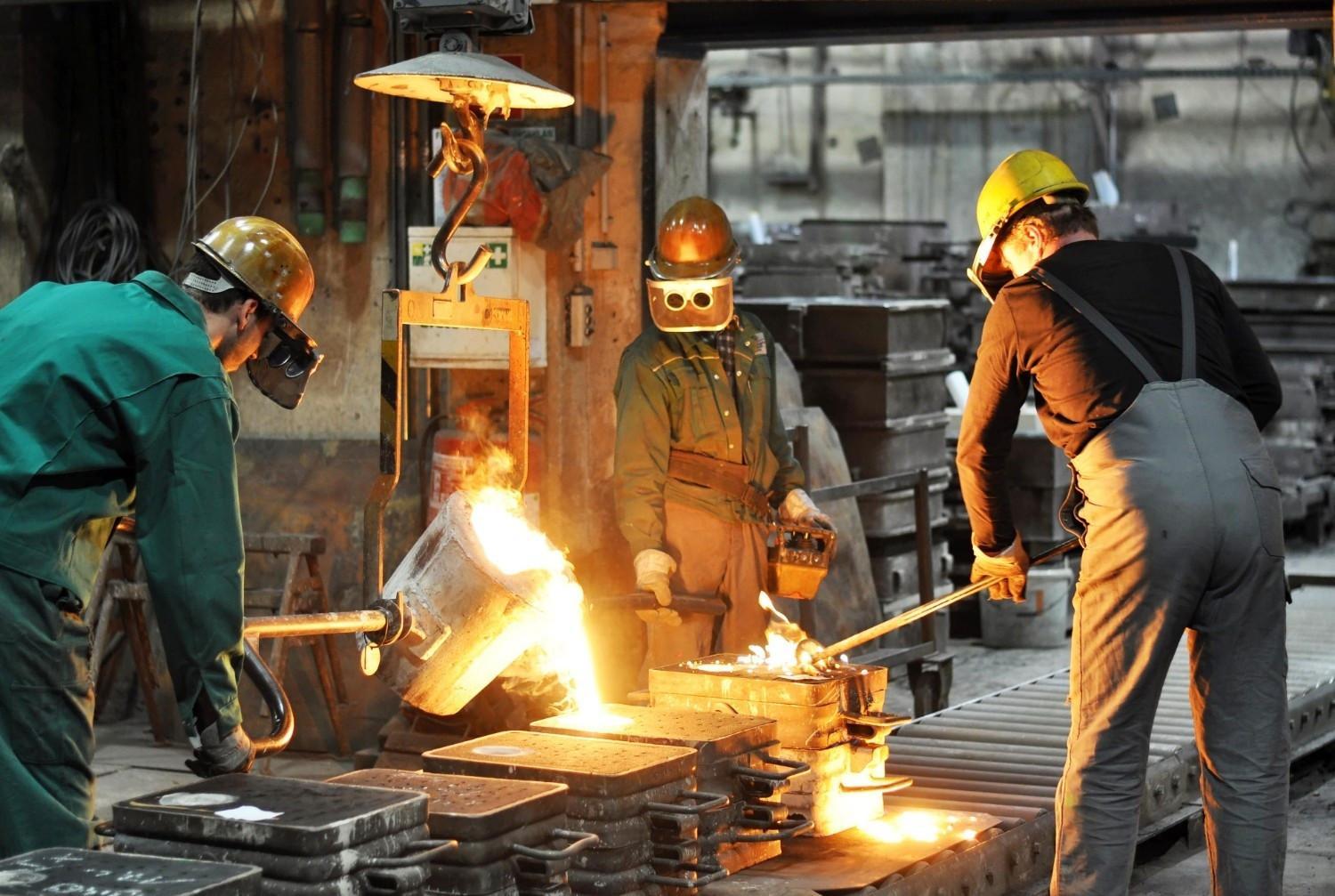Germanys Merz calls for industry summits amid turmoil
