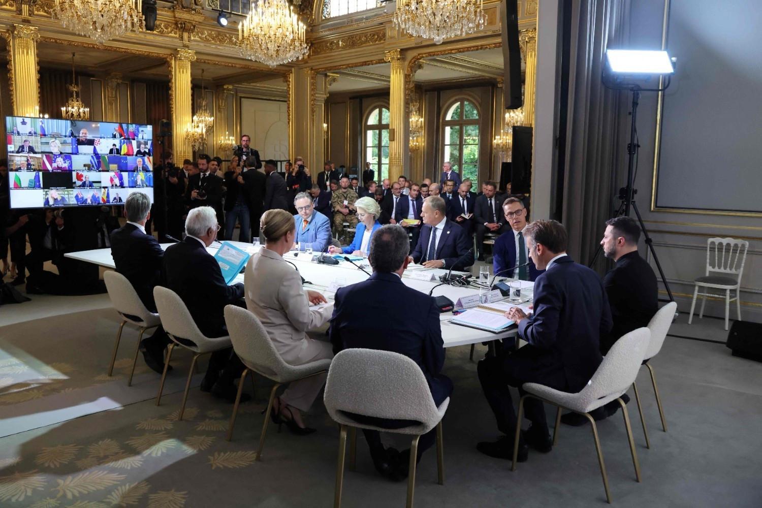 Europe leaders call Trump after Ukraine security guarantees summit
