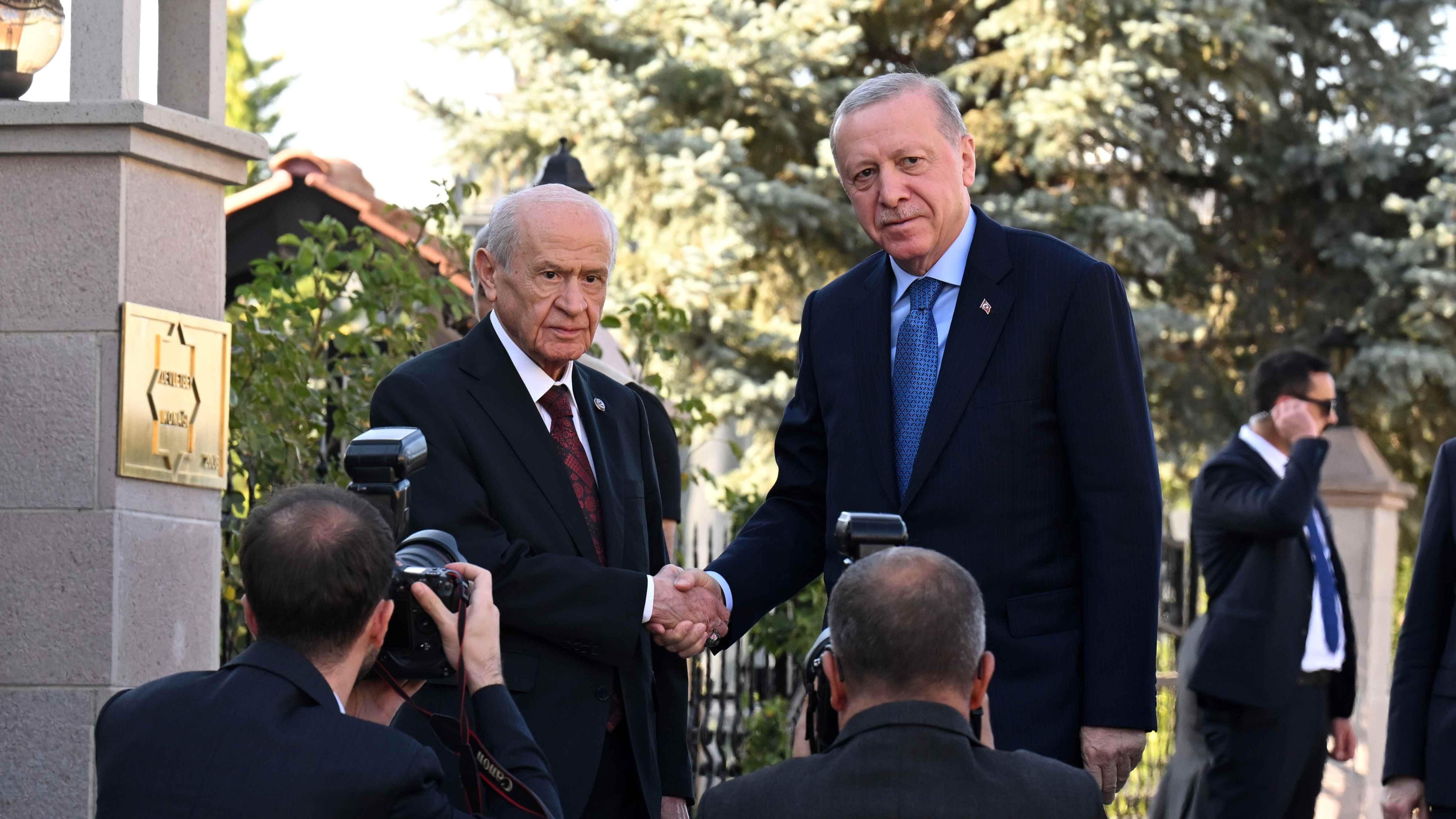 Erdoğan holds talks with MHP leader
