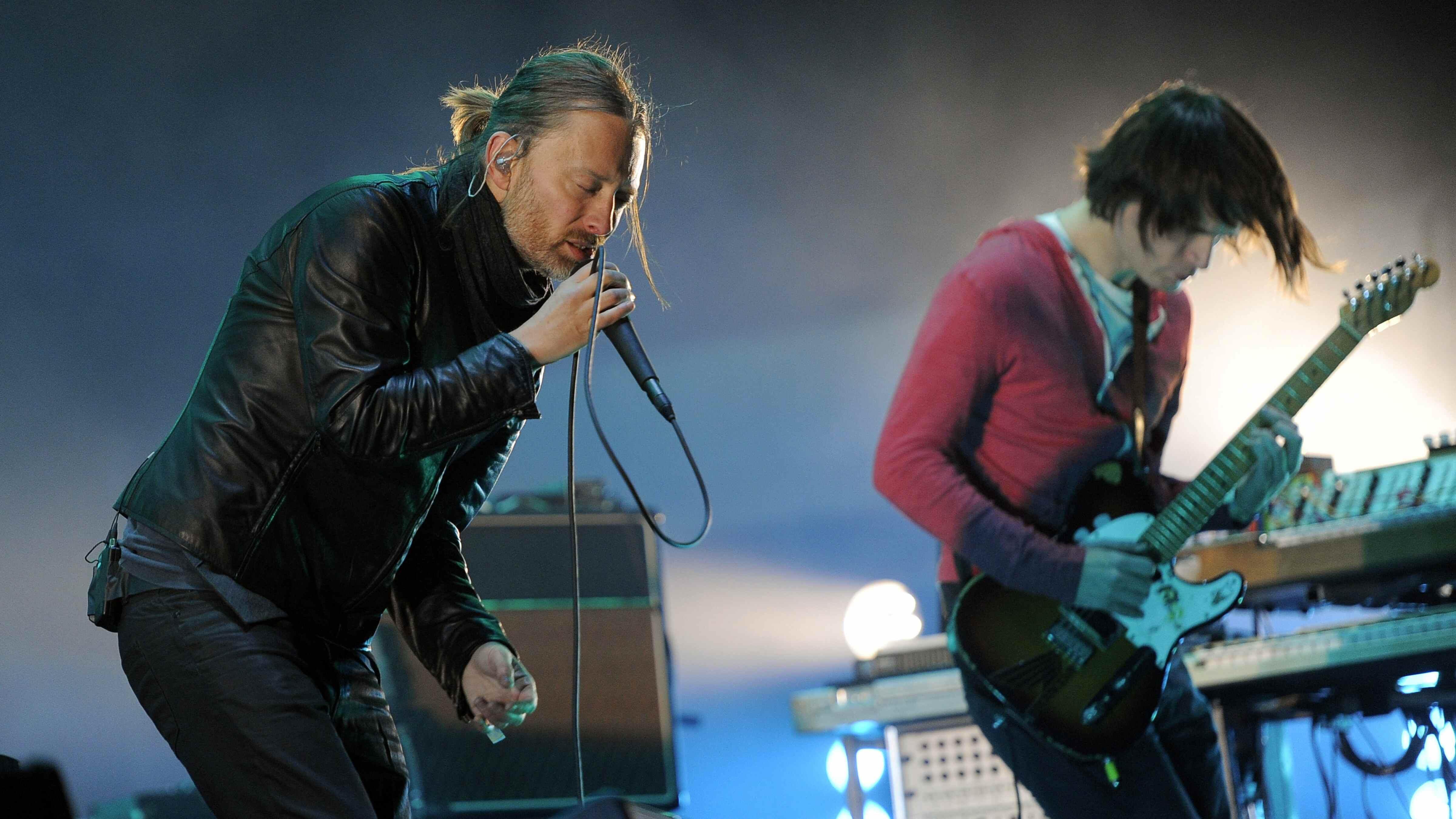 Radiohead returns after 7 years, announces 20 new live dates