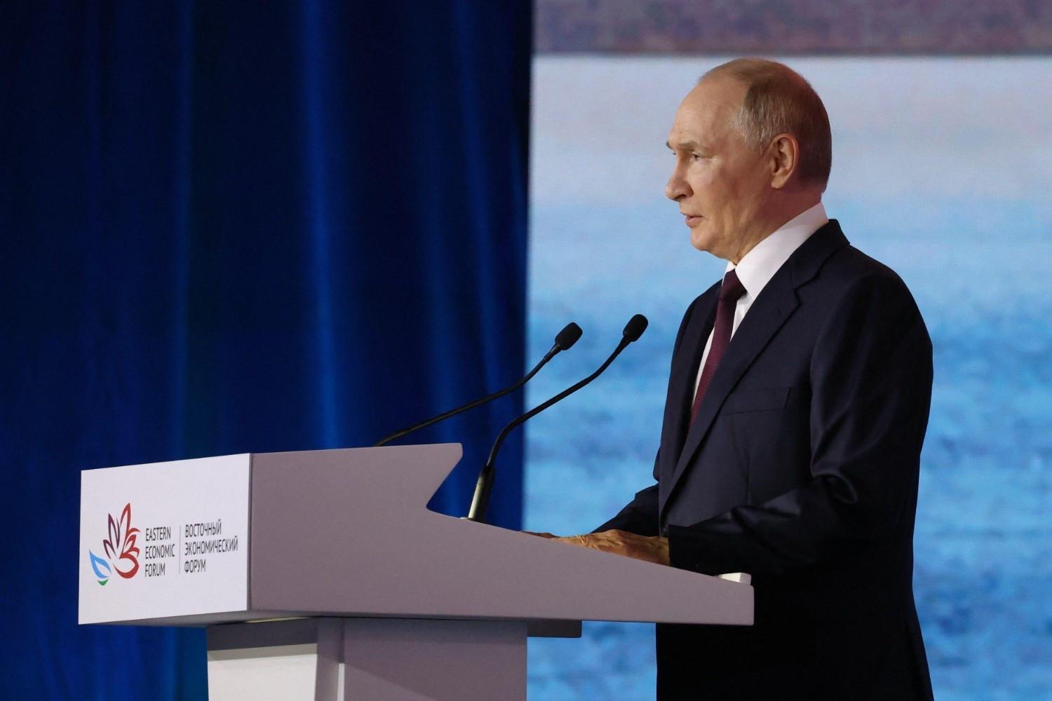 Putin threatens to target any Western troops in Ukraine