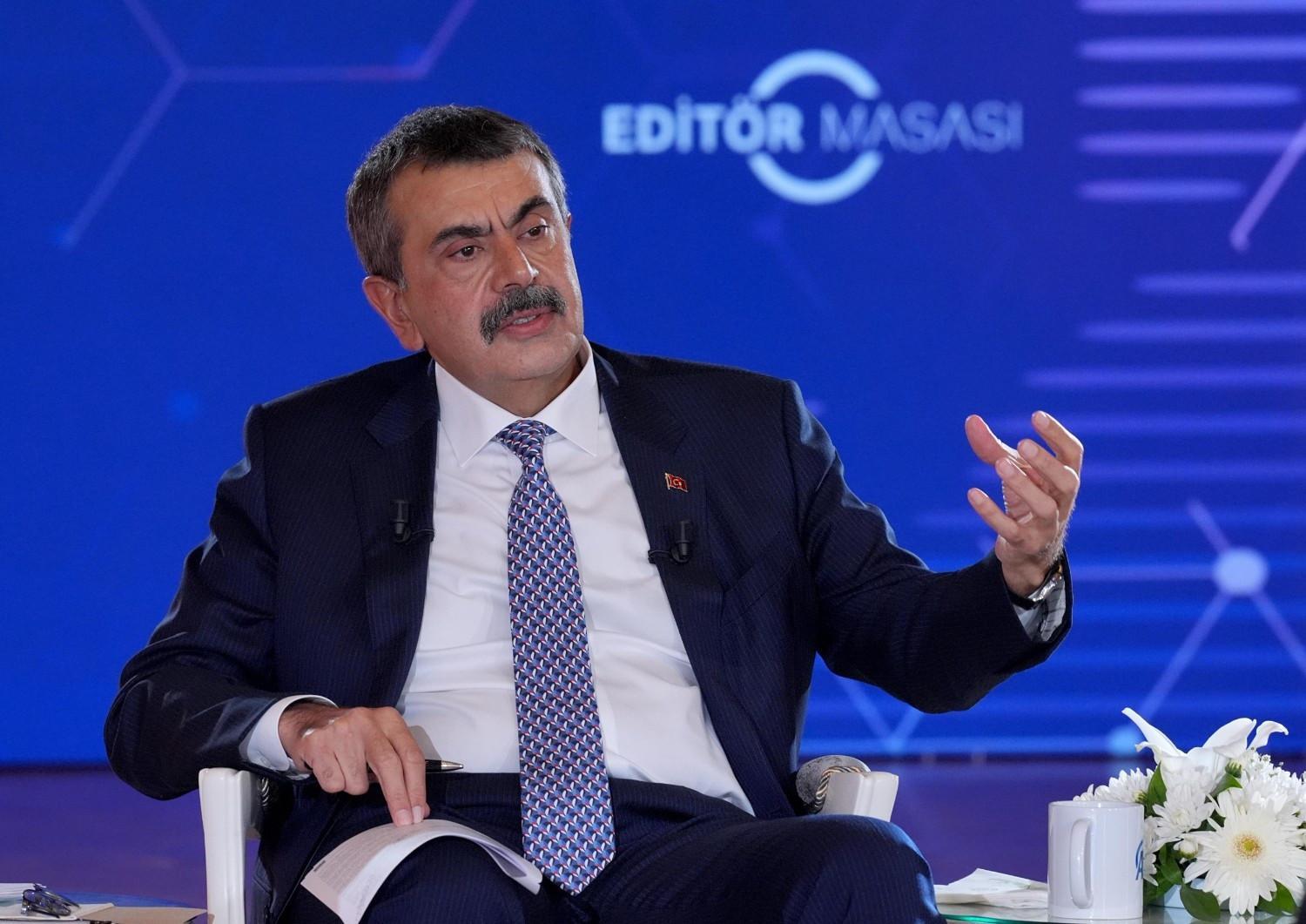 Minister confirms review of Türkiye’s 12-year compulsory education