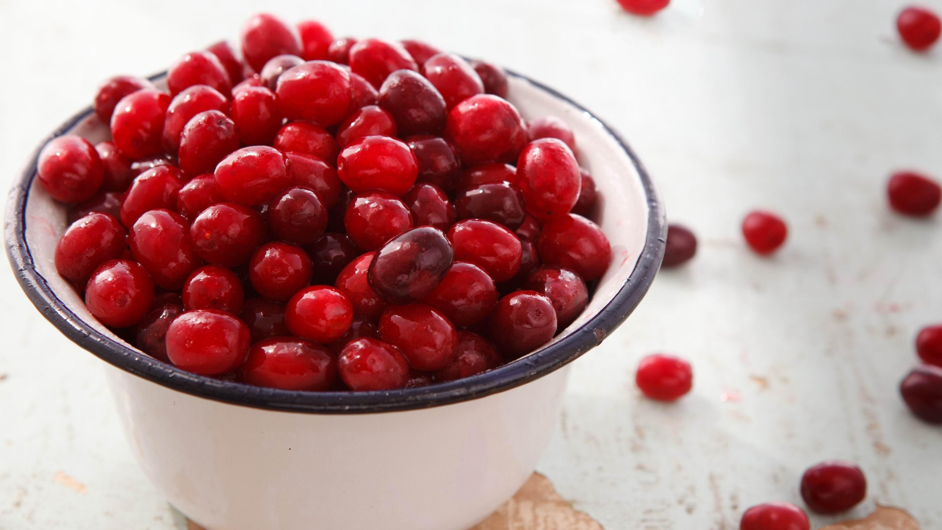 Cornelian cherry: Not a cranberry