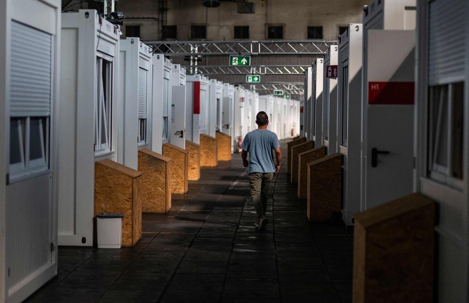 EU asylum applications down 23 pct in first half of 2025
