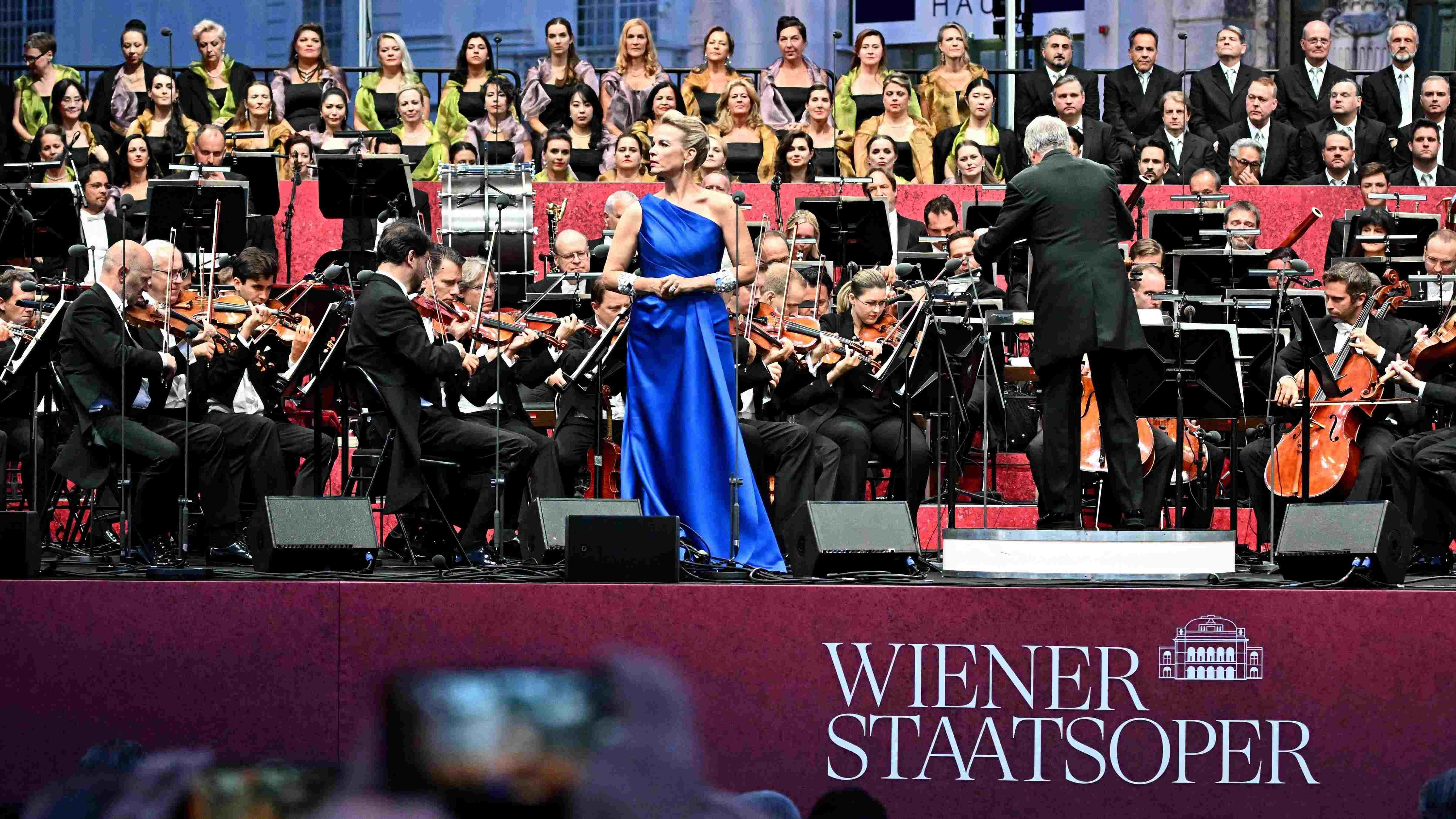 Vienna State Opera opens season with free, all-star gala concert