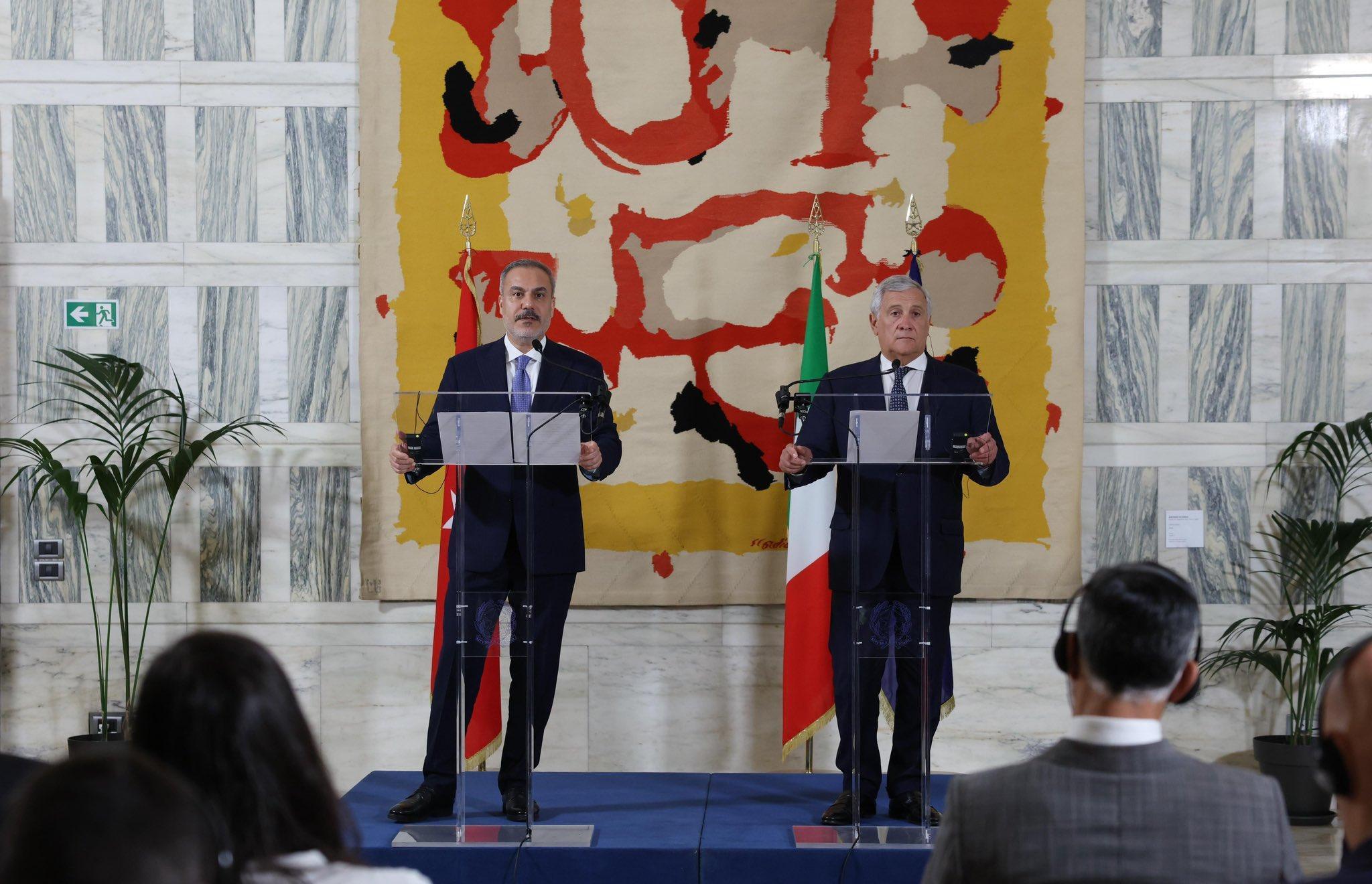 Turkish, Italian foreign ministers discuss strengthening bilateral ties