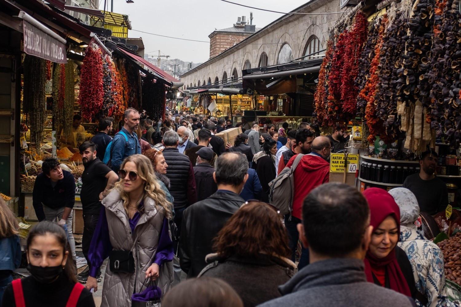 Survey shows slight increase in 2025 inflation expectations