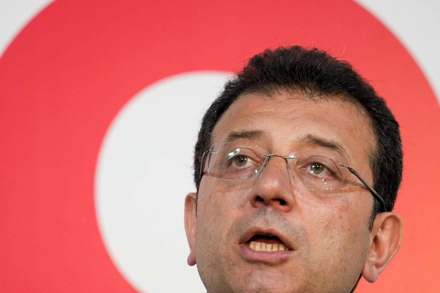 İmamoğlu stands trial in first hearing of diploma case