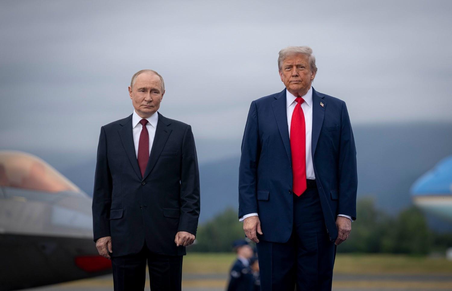 Kremlin says Ukraine peace talks frozen as Trump warns Putin