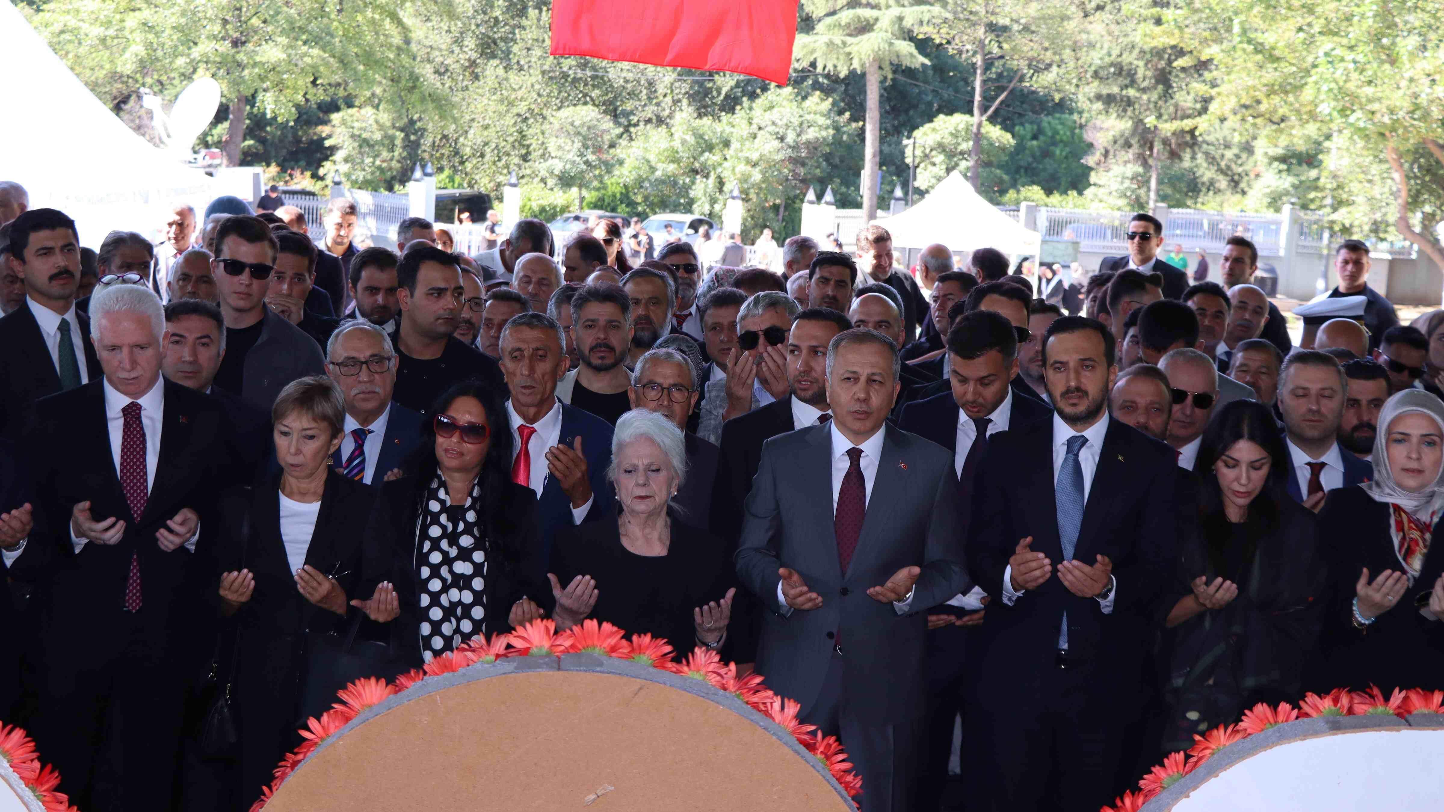 Menderes remembered on 62nd anniversary of execution